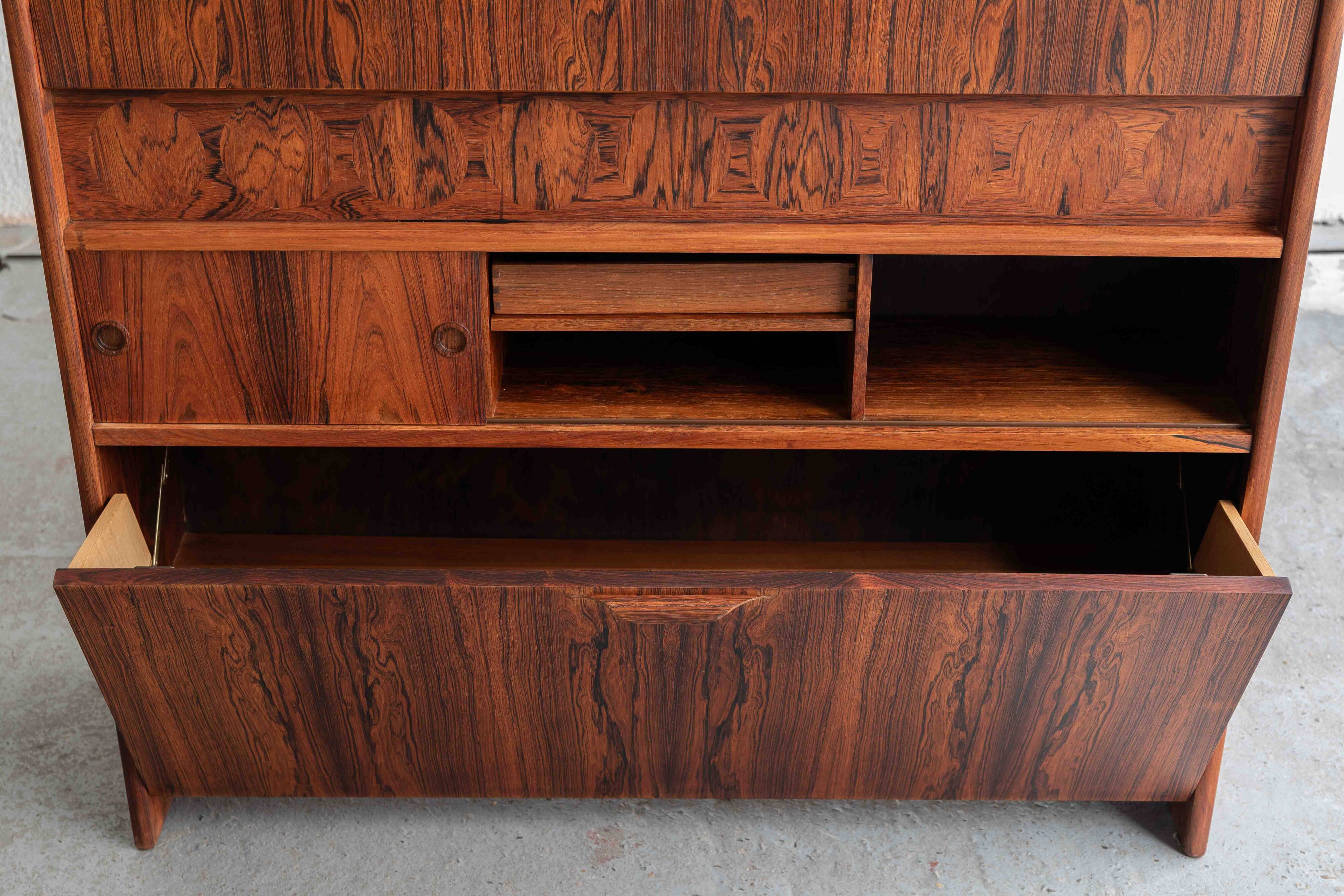 Dry Bar by Johannes Andersen