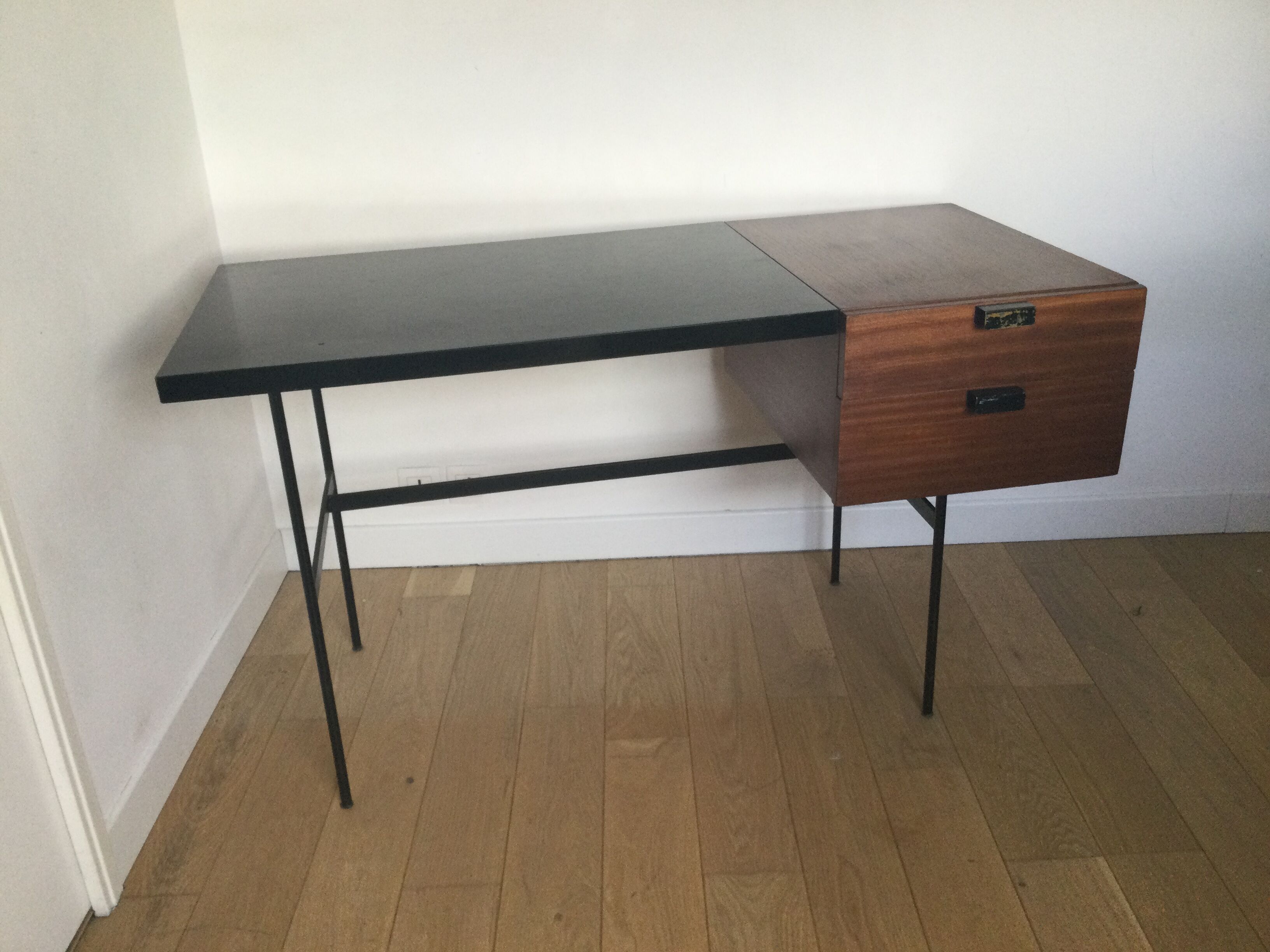 Bureau Pierre Paulin CM141