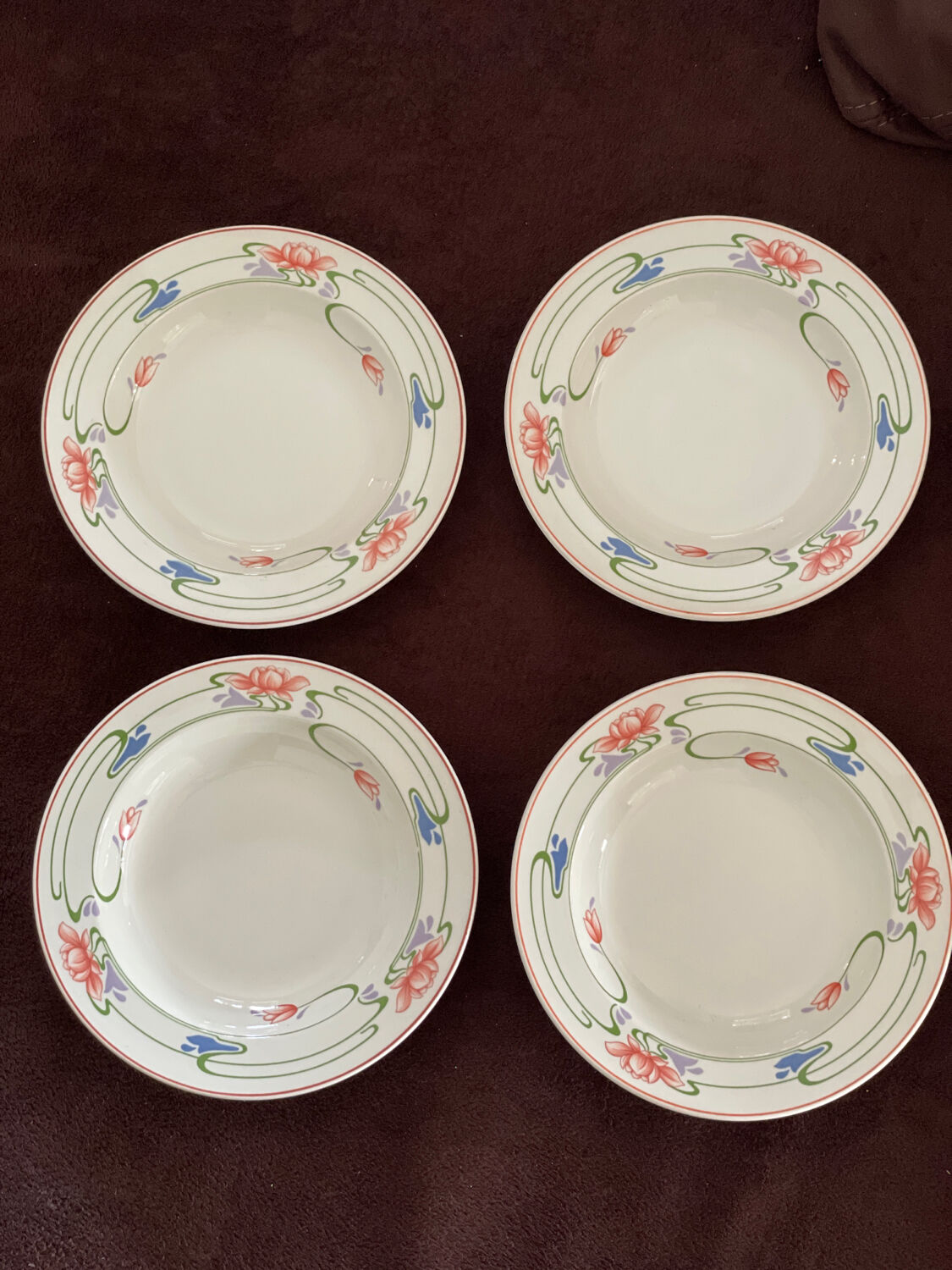 4 Villeroy & Boch plates
