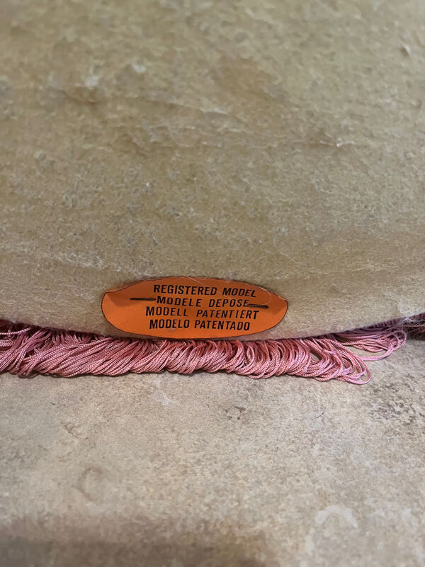 Chauffeuse crapaud rose