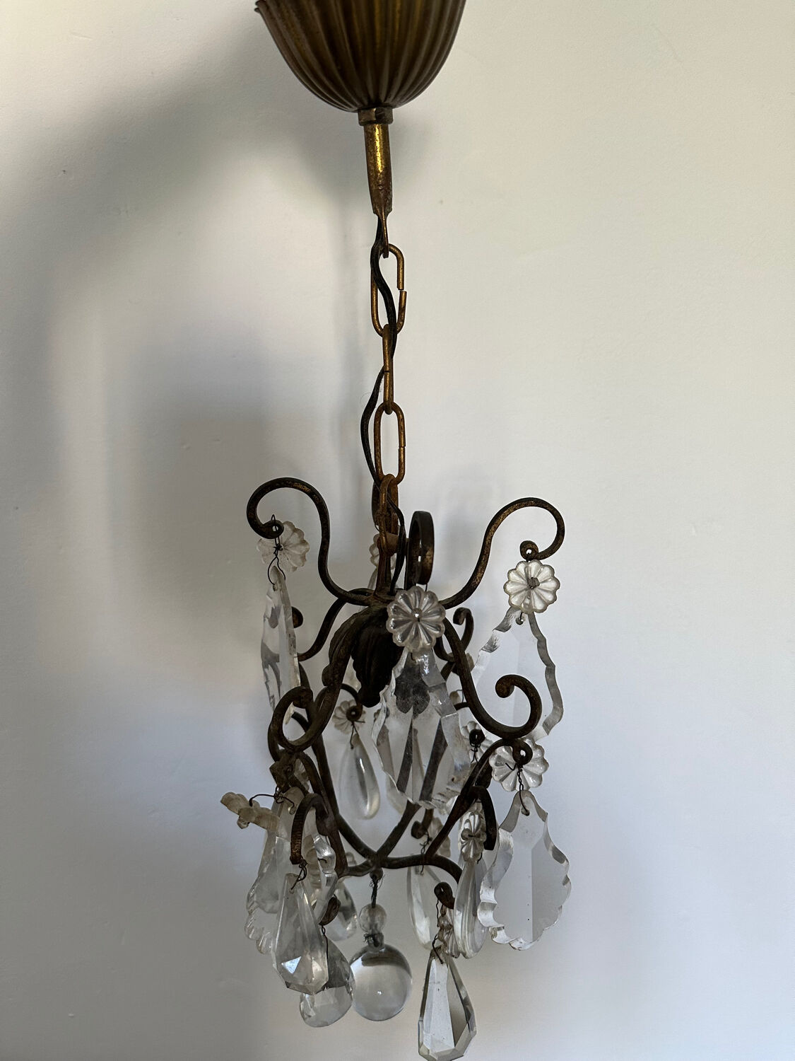 Chandelier in Pampilles Louis XV style