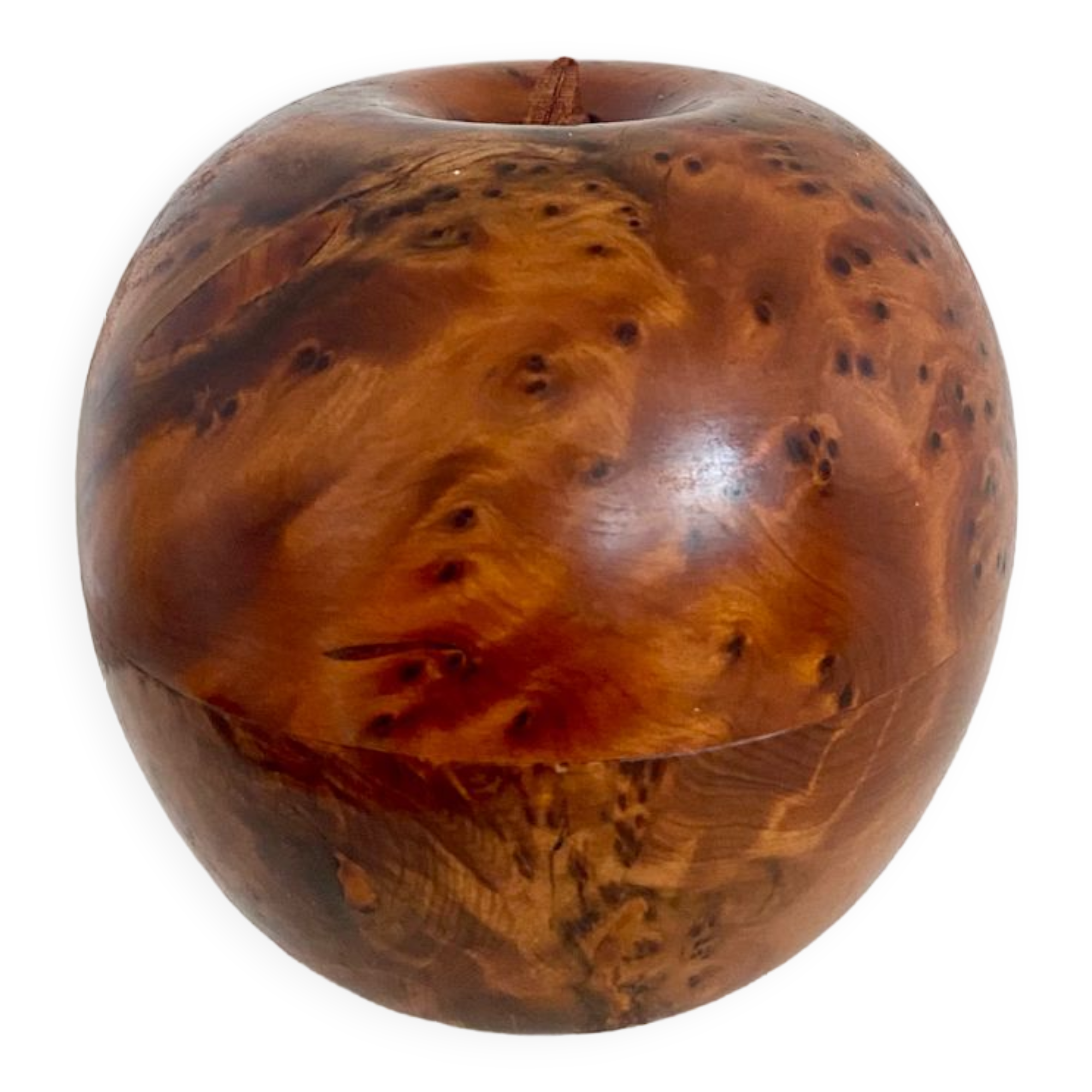 Apple-shaped cedar jewelry box