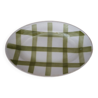 Oval checkered dish The mill of the wolves