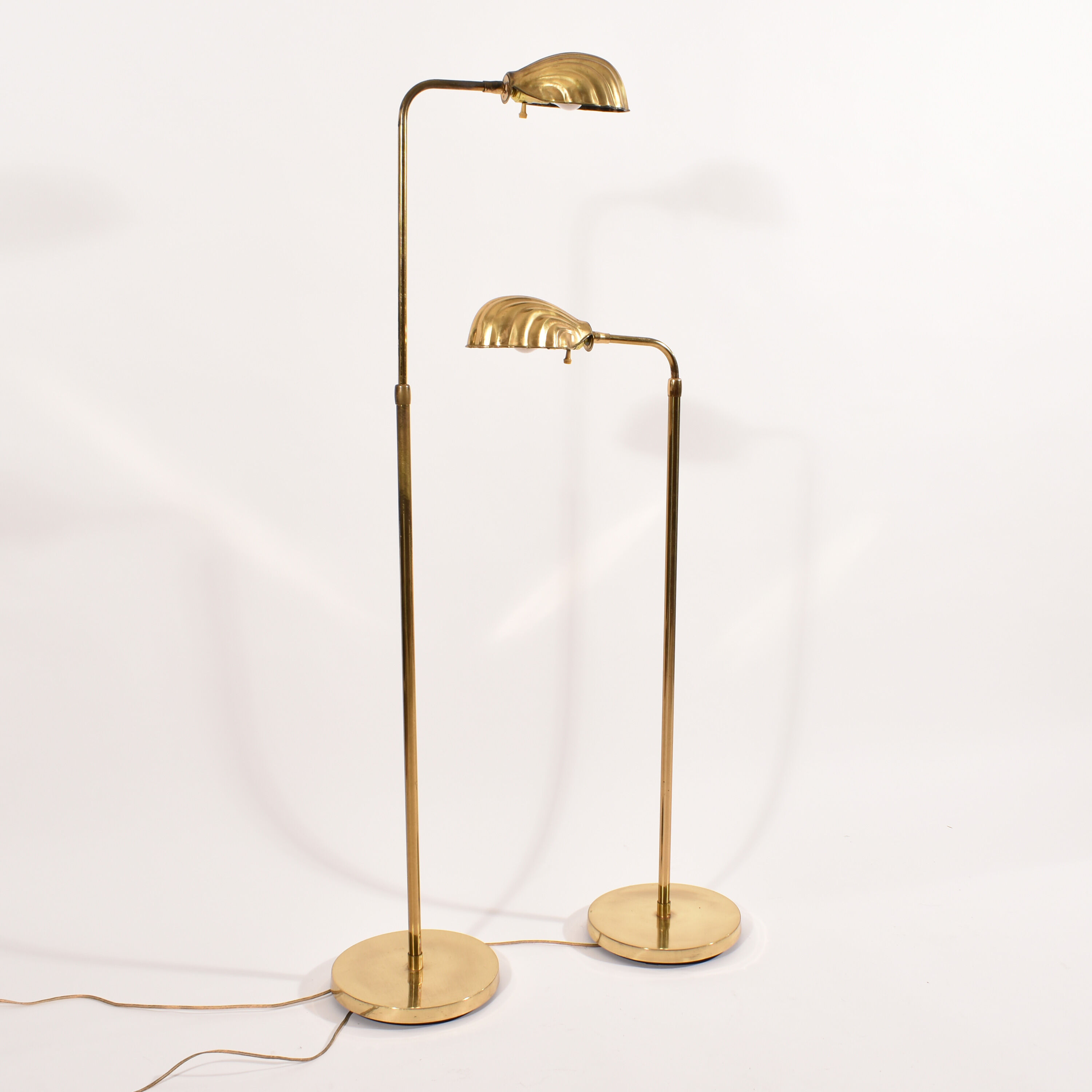 Pair of brass shell lamps, adjustable height, 1960