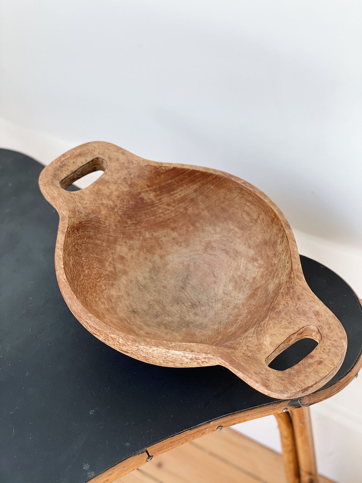 Primitive wooden bowl