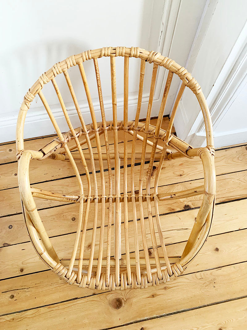 Child chair in rattan