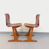 Paire de chaises design vintage ASS Schulmöbel Pagholz Thur-Op-Seat en bois courbé et hêtre