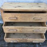 Old retro vintage chest of drawers 3 drawers wooden crude façade oak