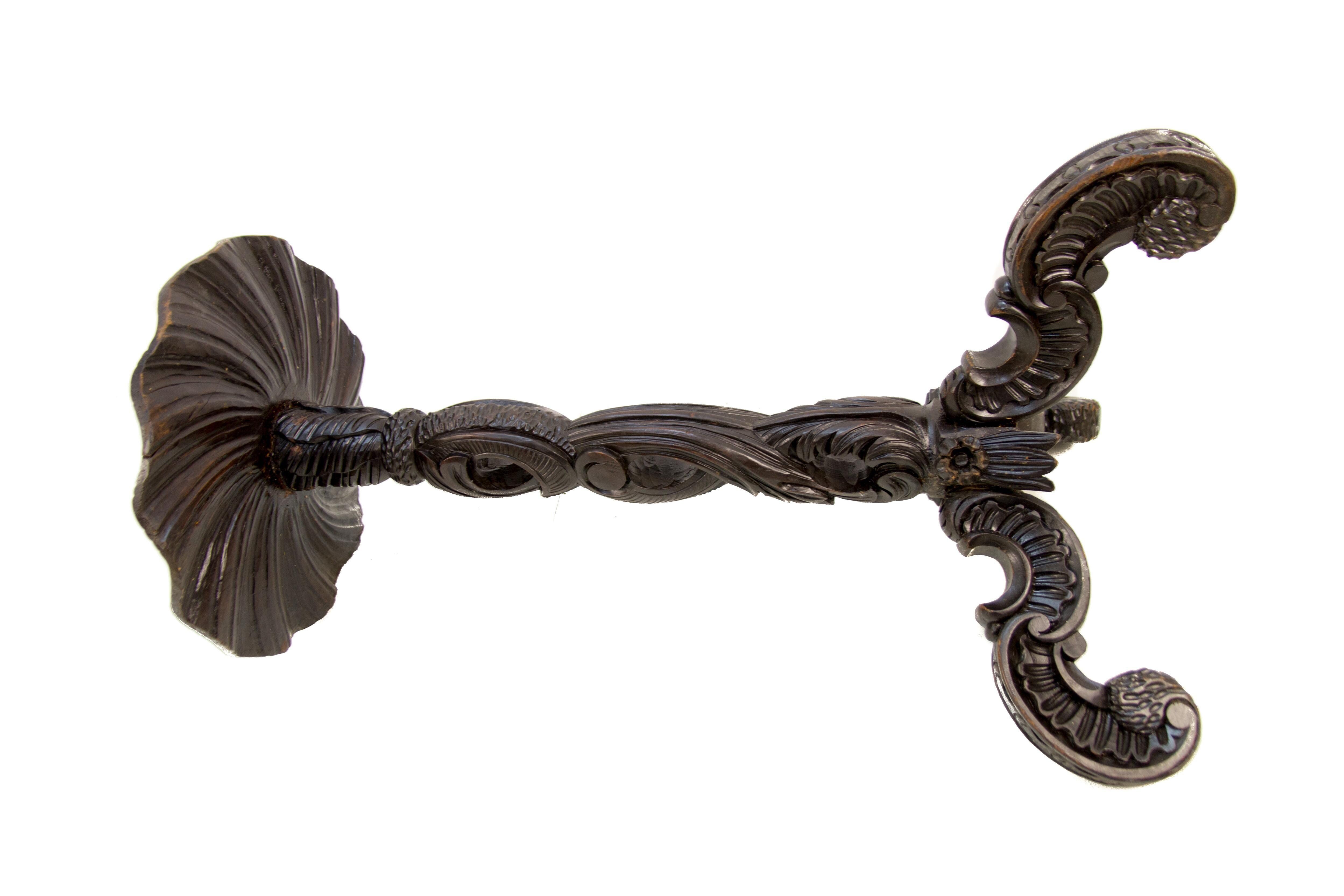 French carved pedestal table