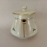 Salam pourer with Japanese motifs