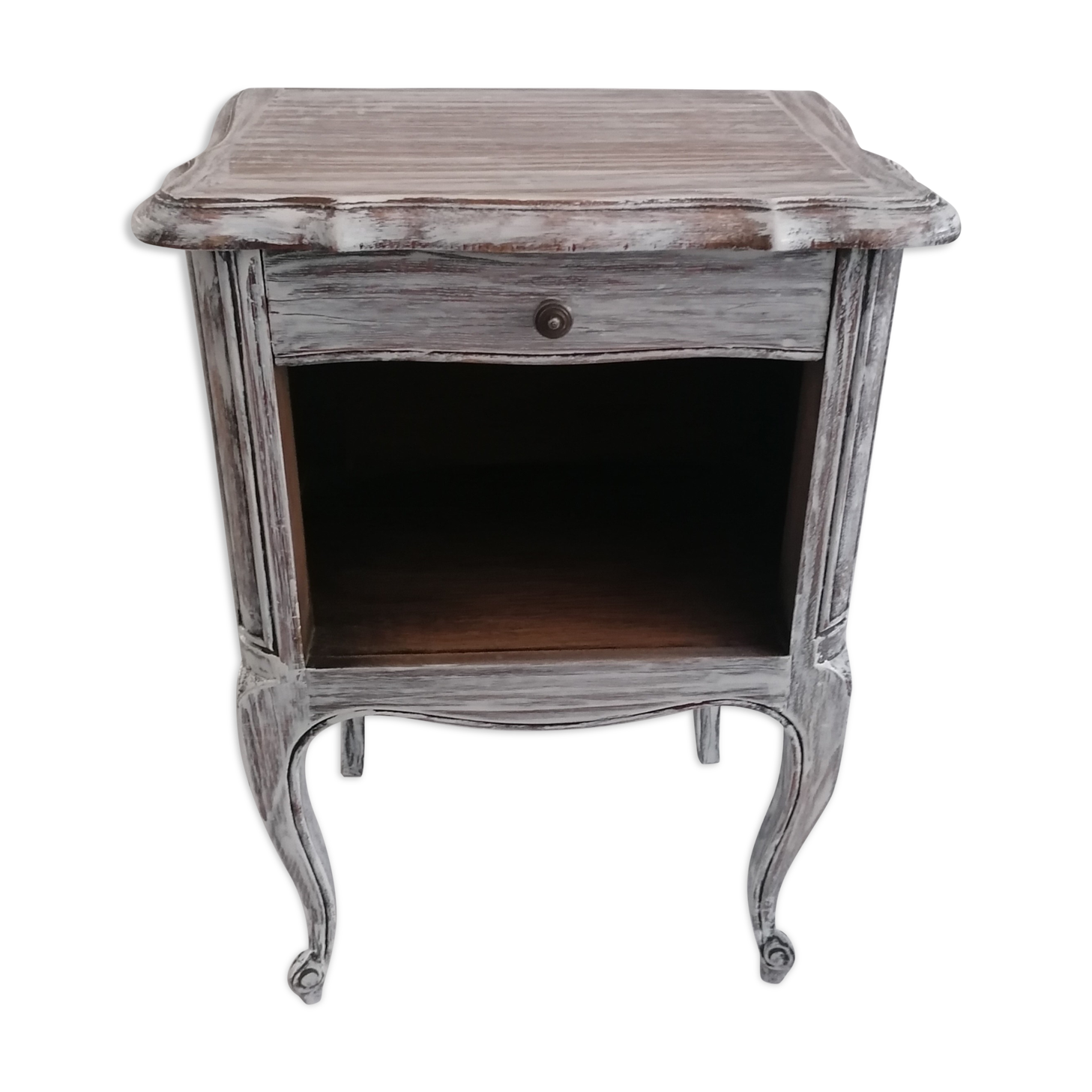 Chic shabby bedside table