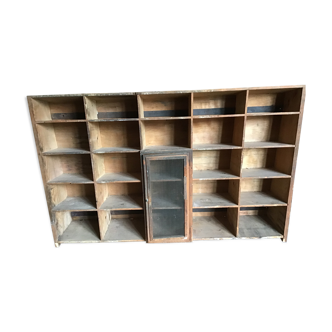 Shop shelf