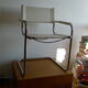 Chaise en métal tubulaire