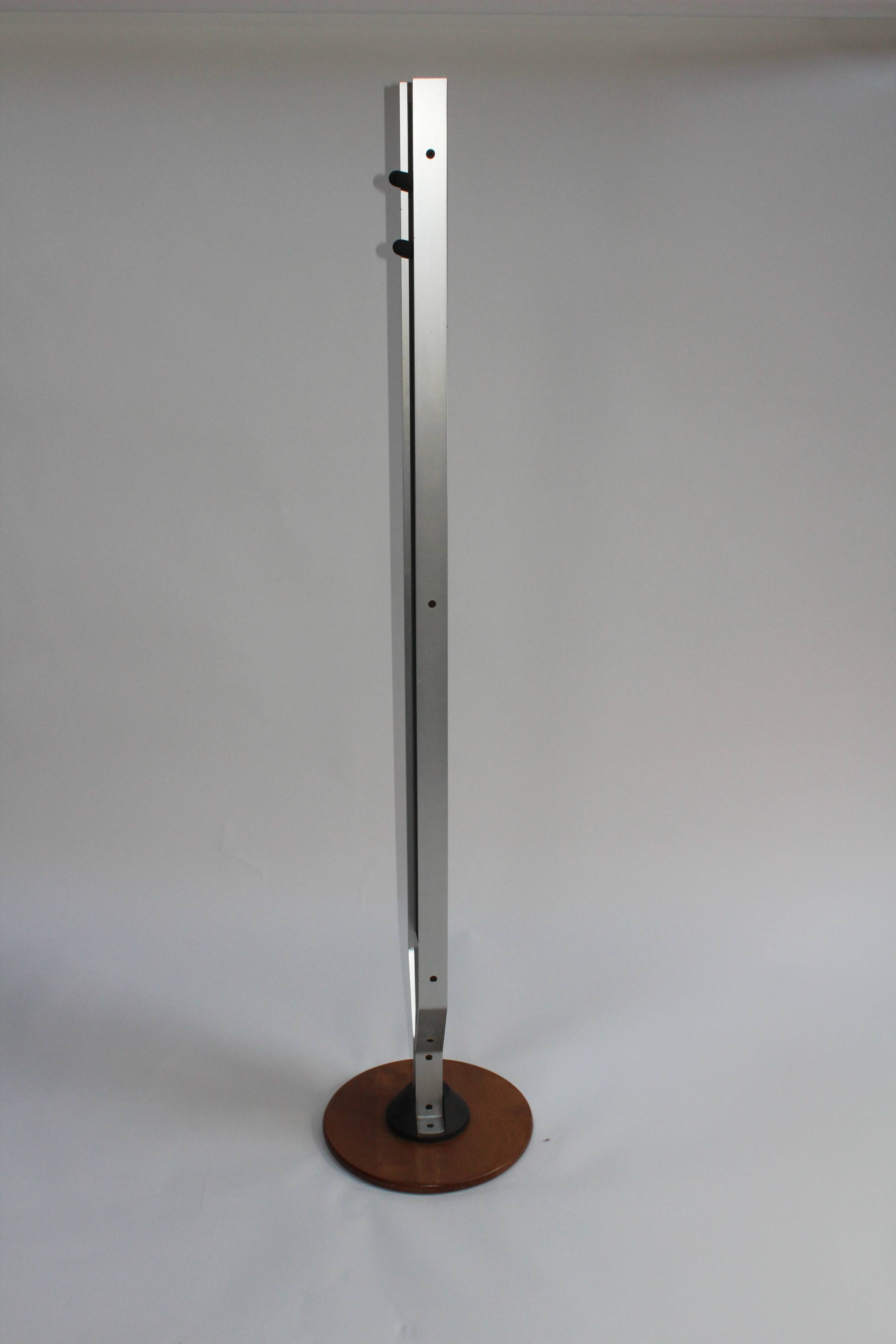 Italian coat hanger with mirror