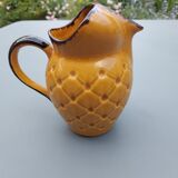 Pitcher mireille by Poët Laval