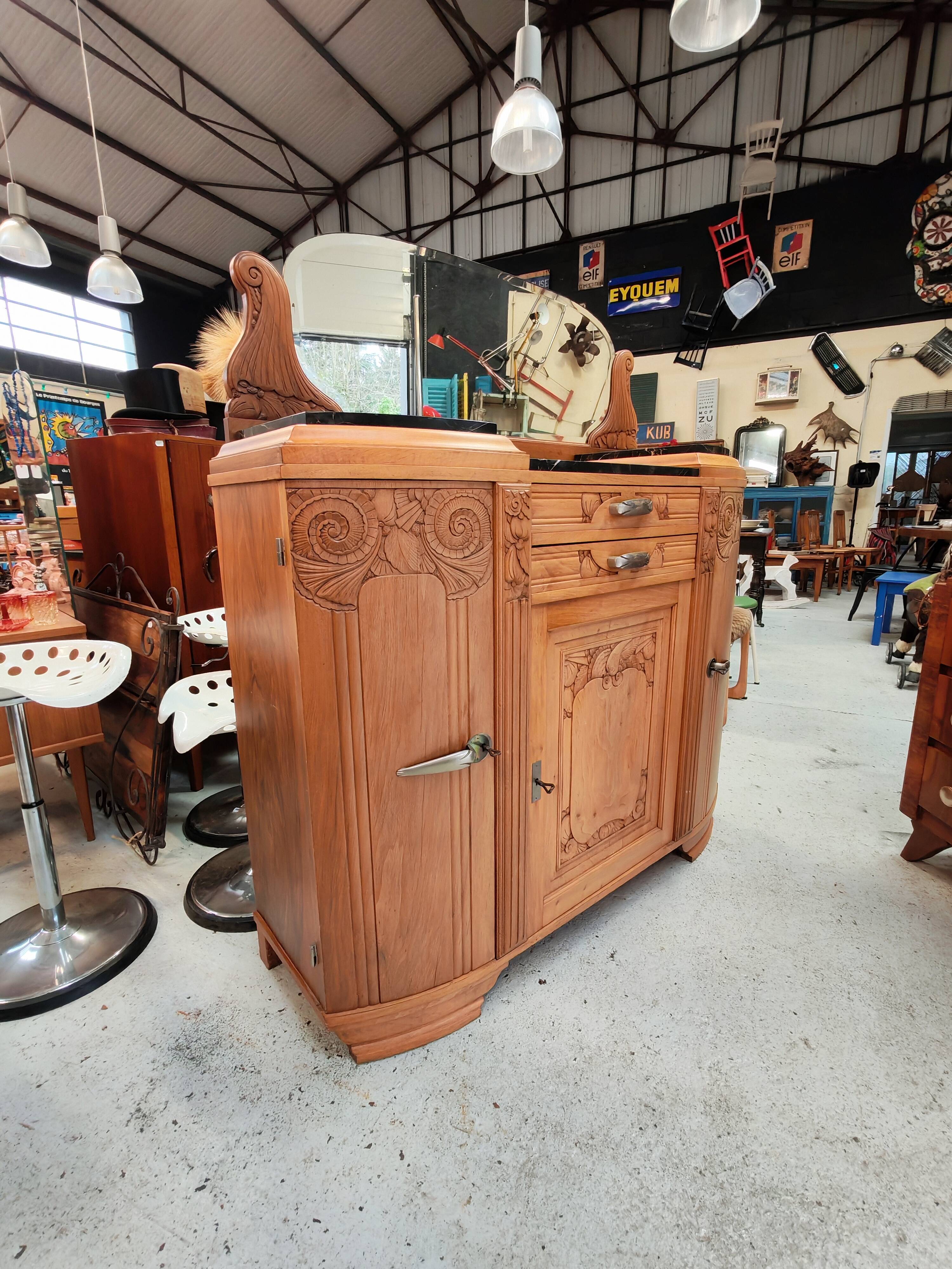 Art Deco Display Buffet in Carved Wood, Black Marble and Bi-Mirror