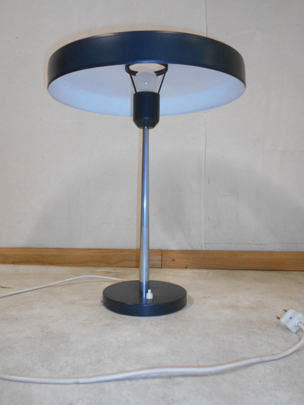 Vintage lamp design timor by Louis Kalff