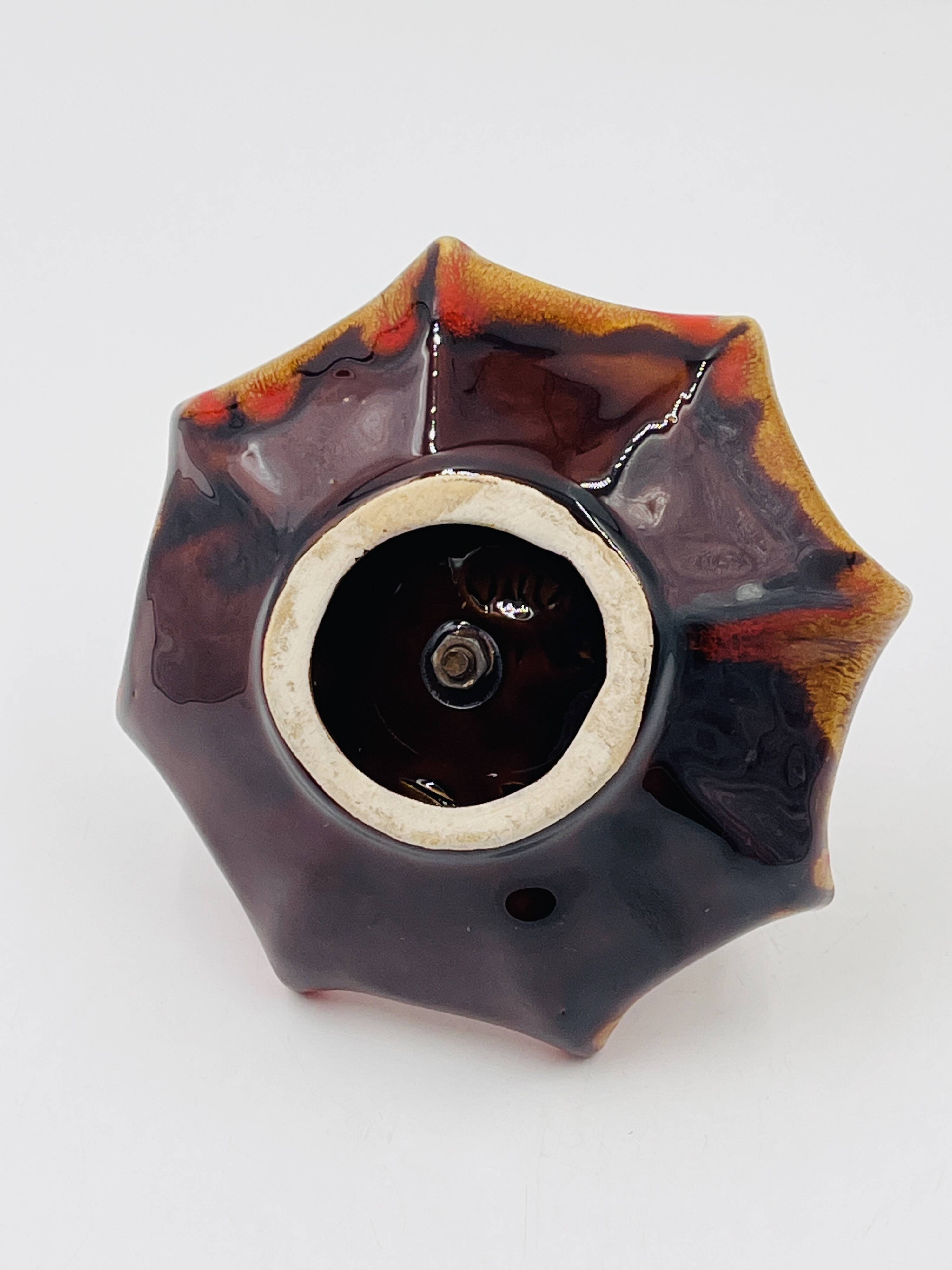 Vallauris aperitif umbrella server