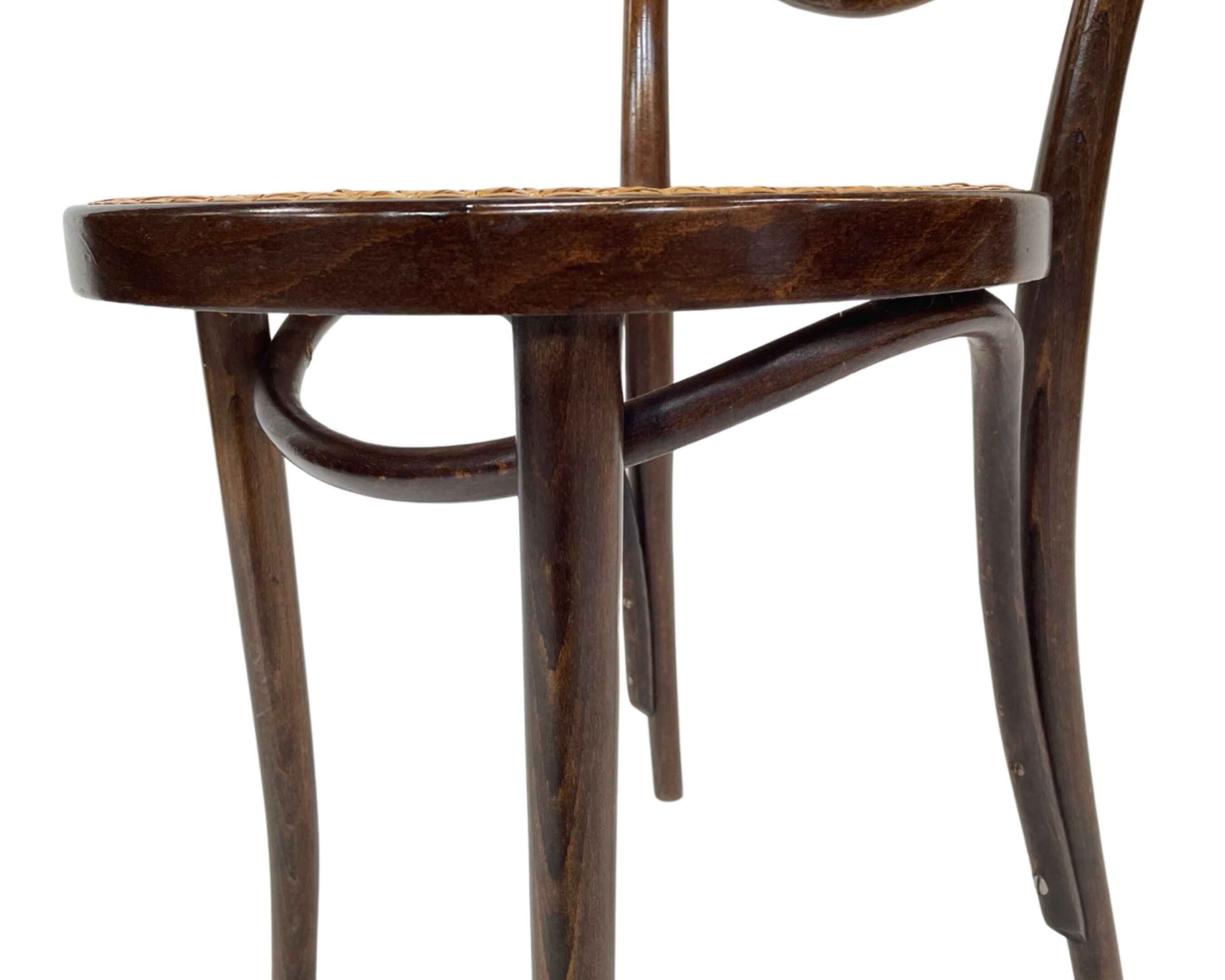Ensemble vintage de quatre chaises Michael Thonet ZPM Radomsko Design