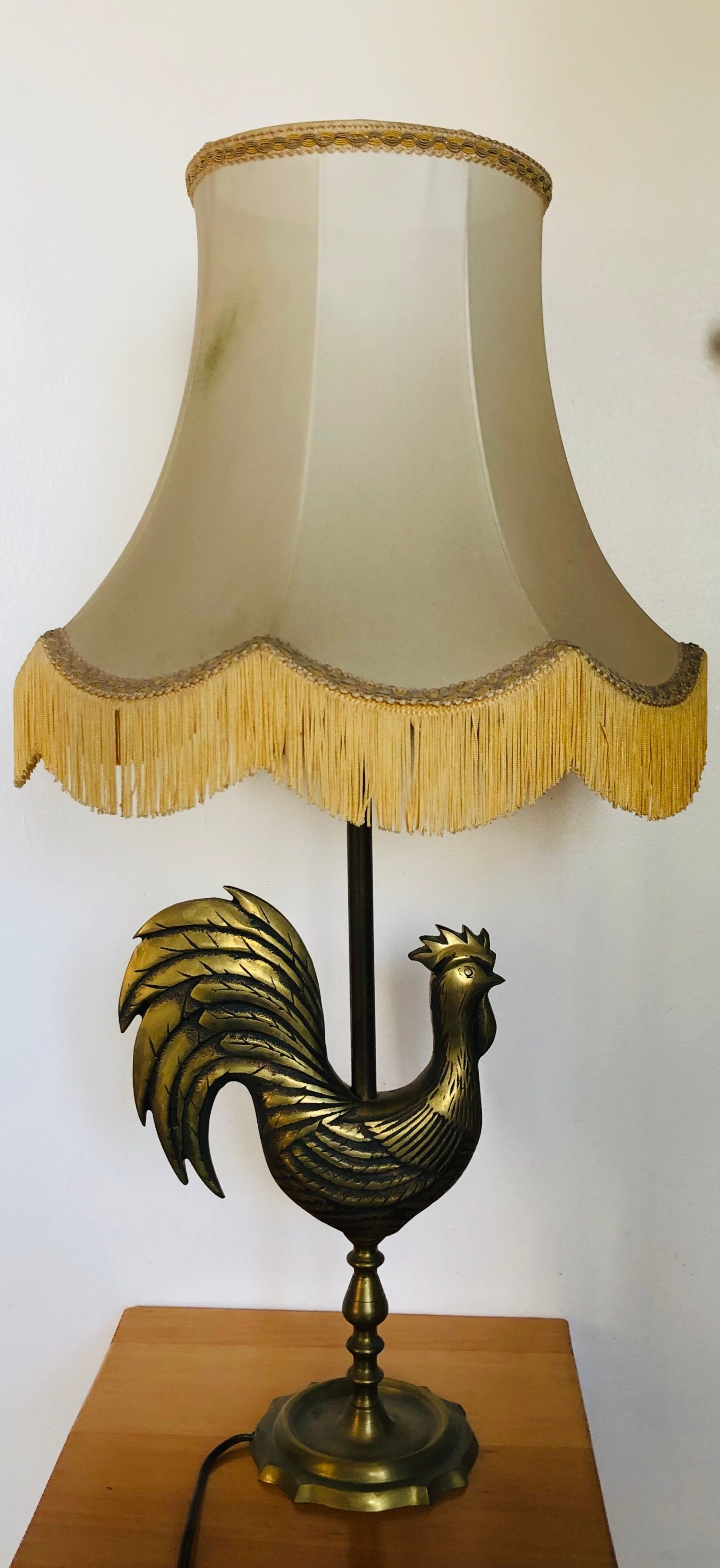 Golden bronze lamp