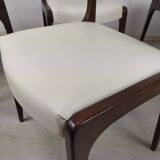 6 white leather Scandinavian chairs