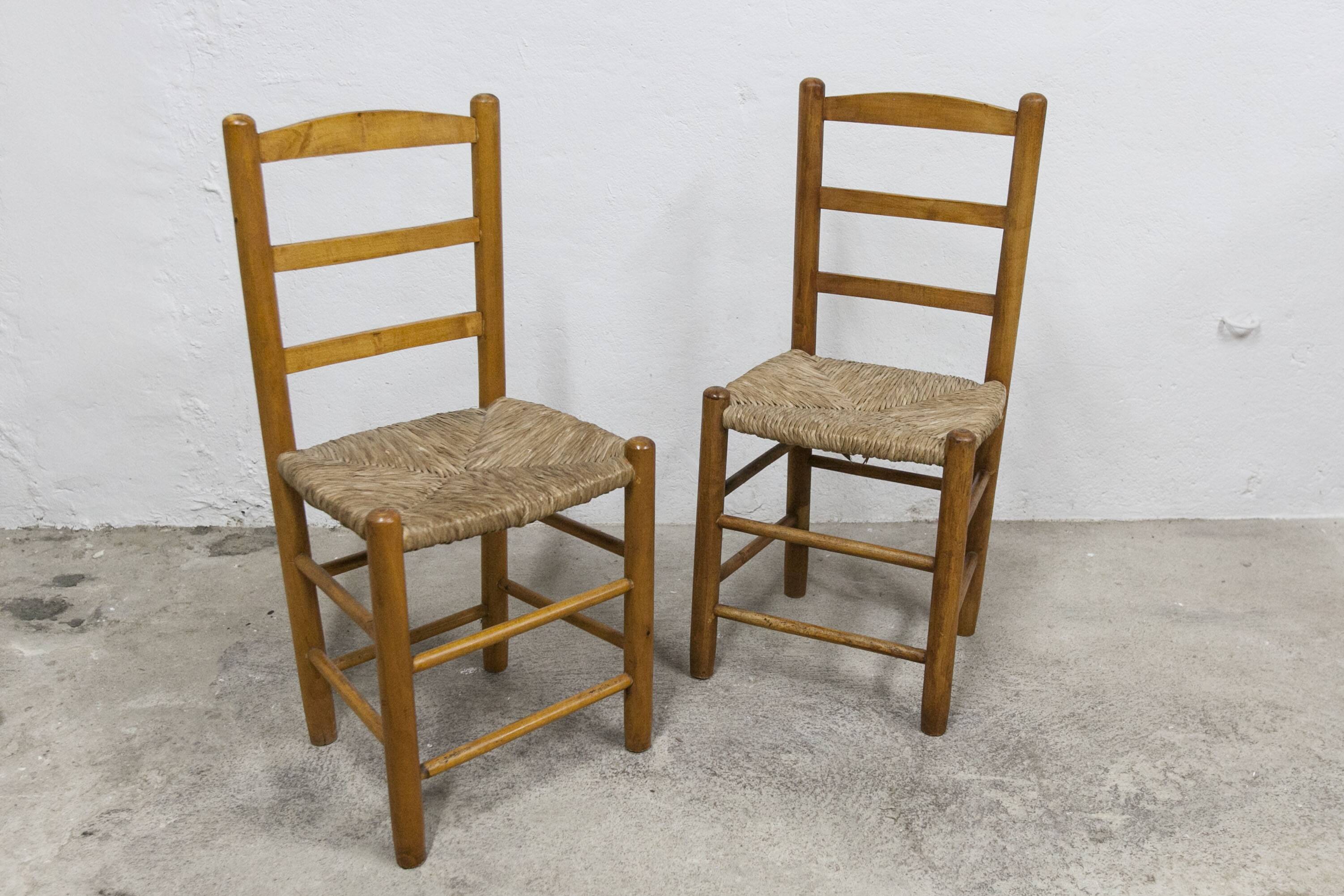 Pair of rustic chairs in solid ash