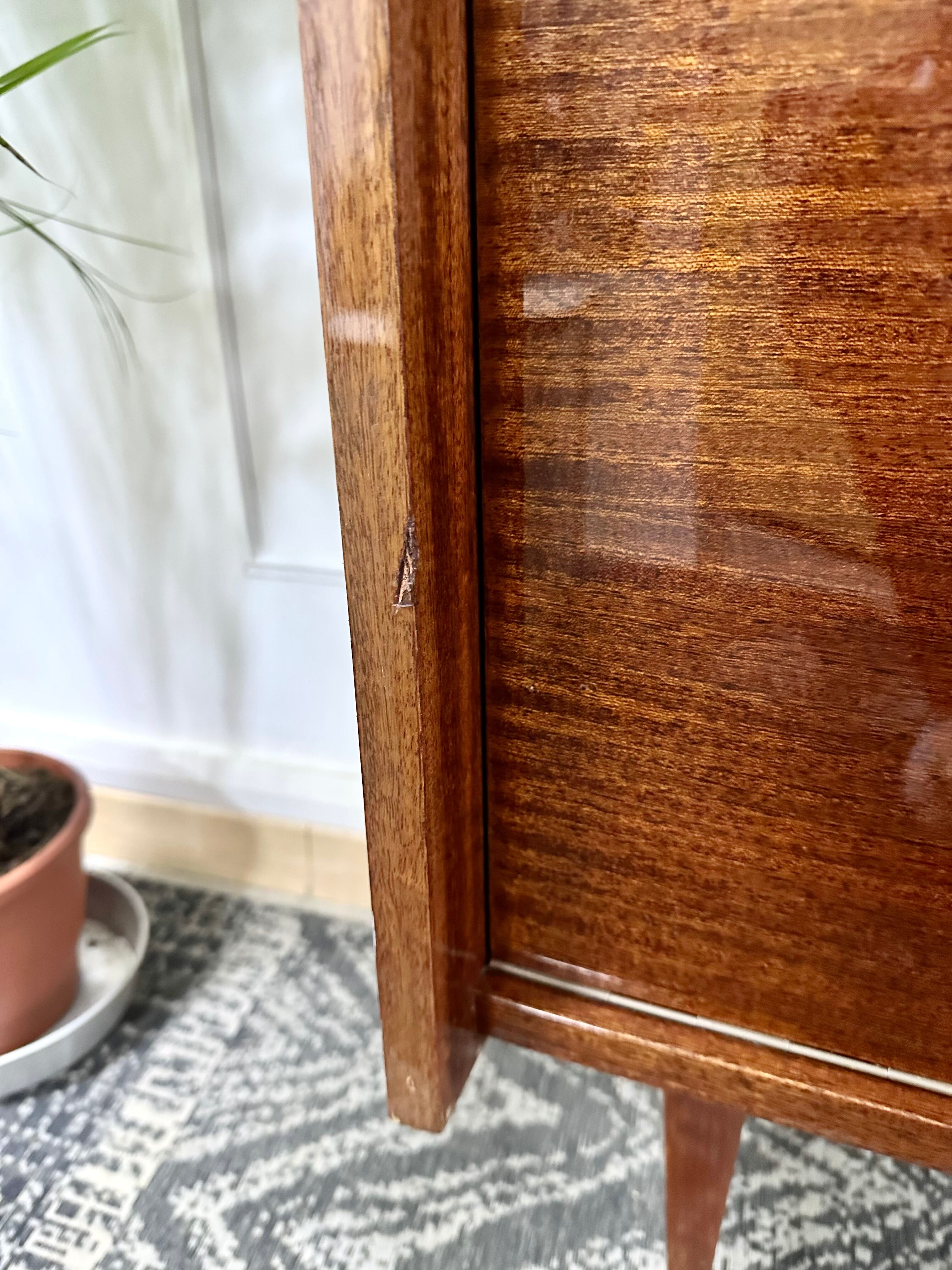 Vintage showcase, storage unit