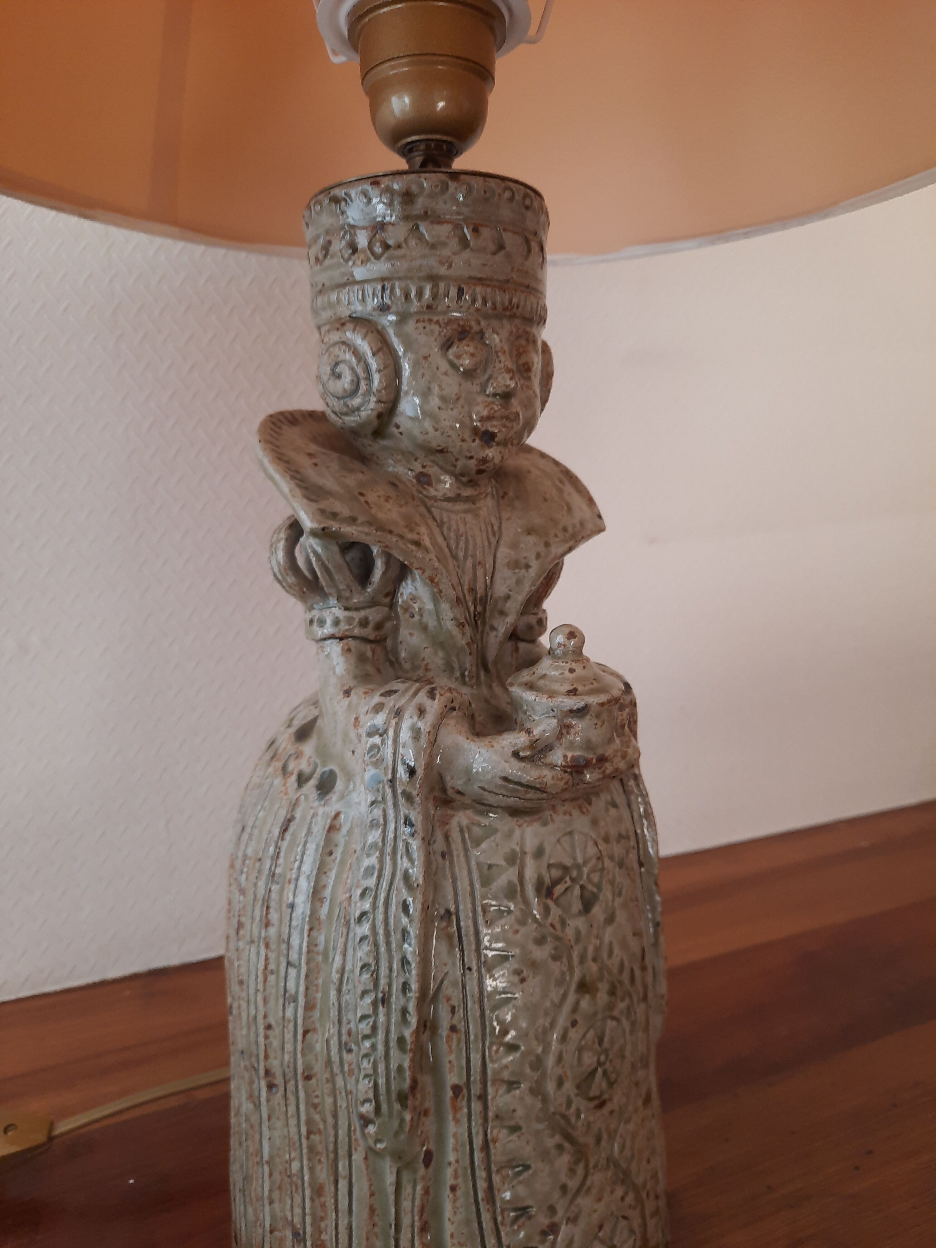 Unique pottery lamps