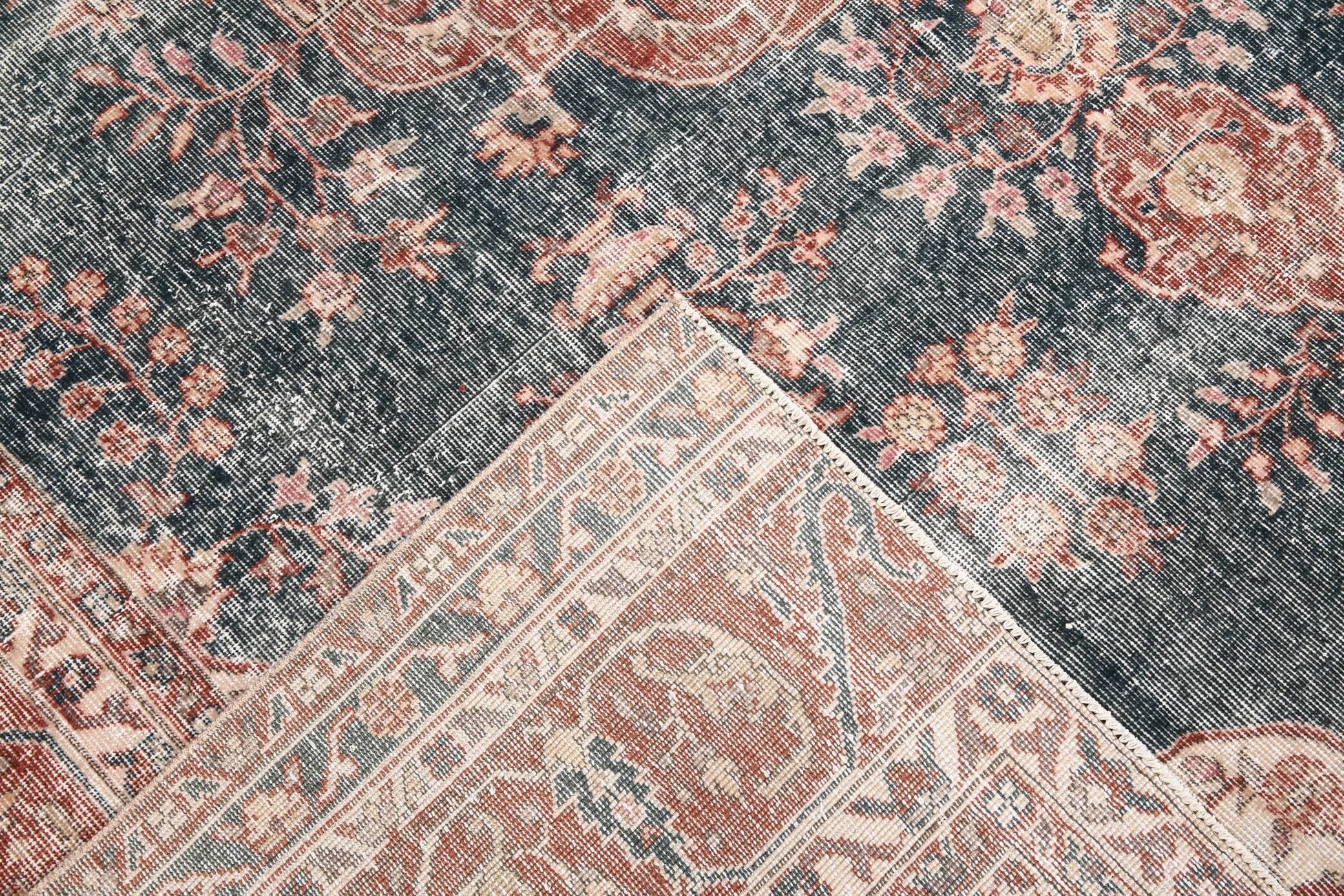 8x10 Navy Blue Antique Persian Rug, 257x299Cm