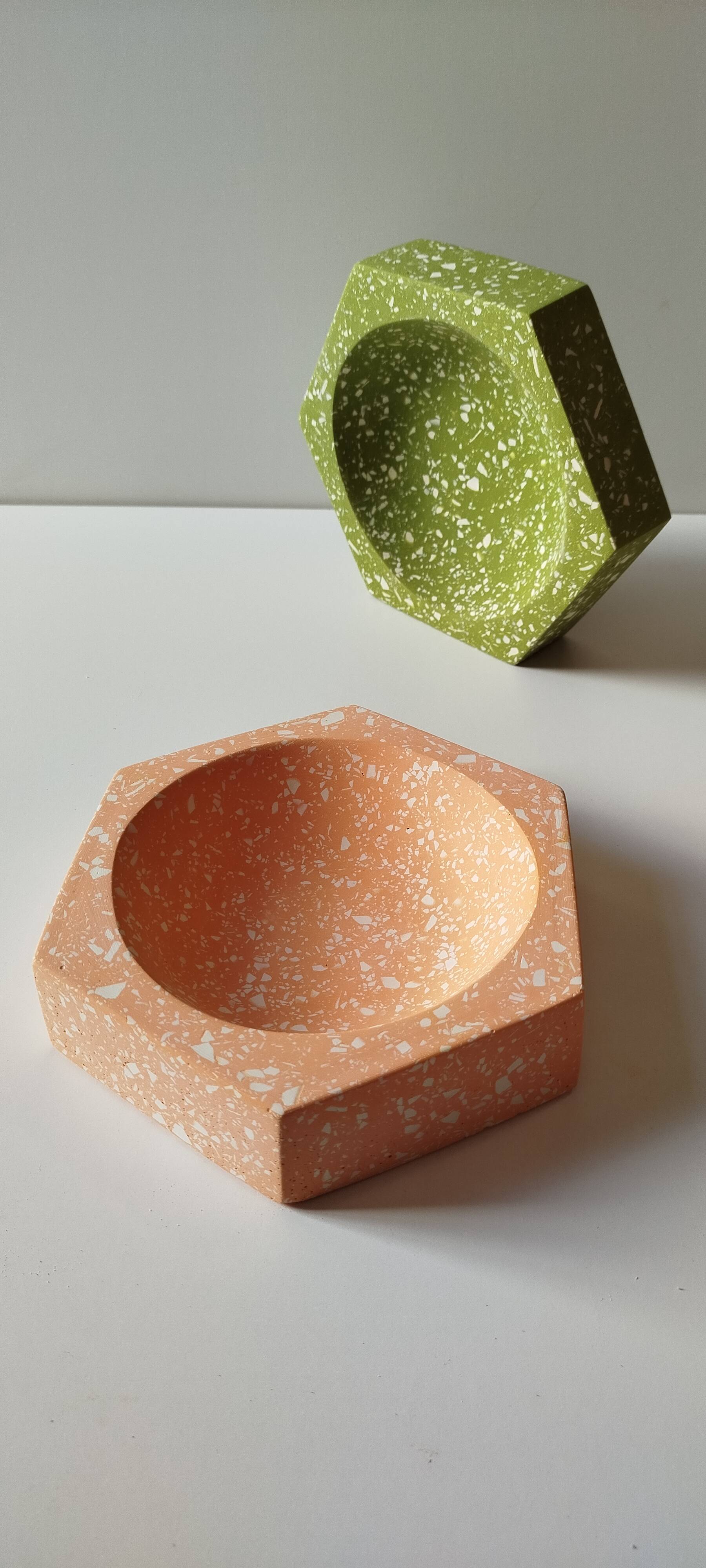 La rosca - hexagonal terrazzo tray - green