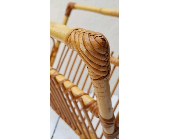 Rattan magazine holder