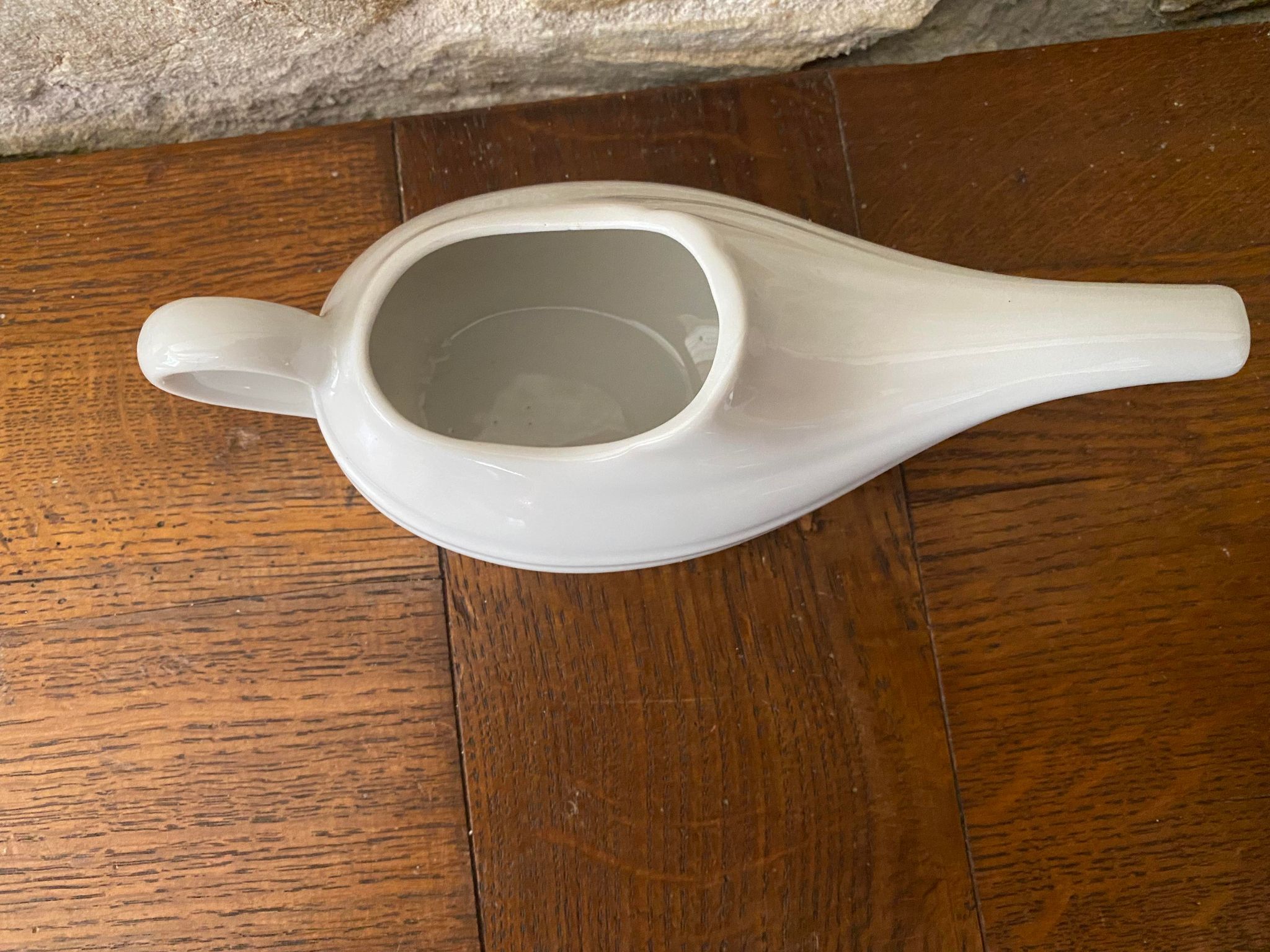 White porcelain saucière
