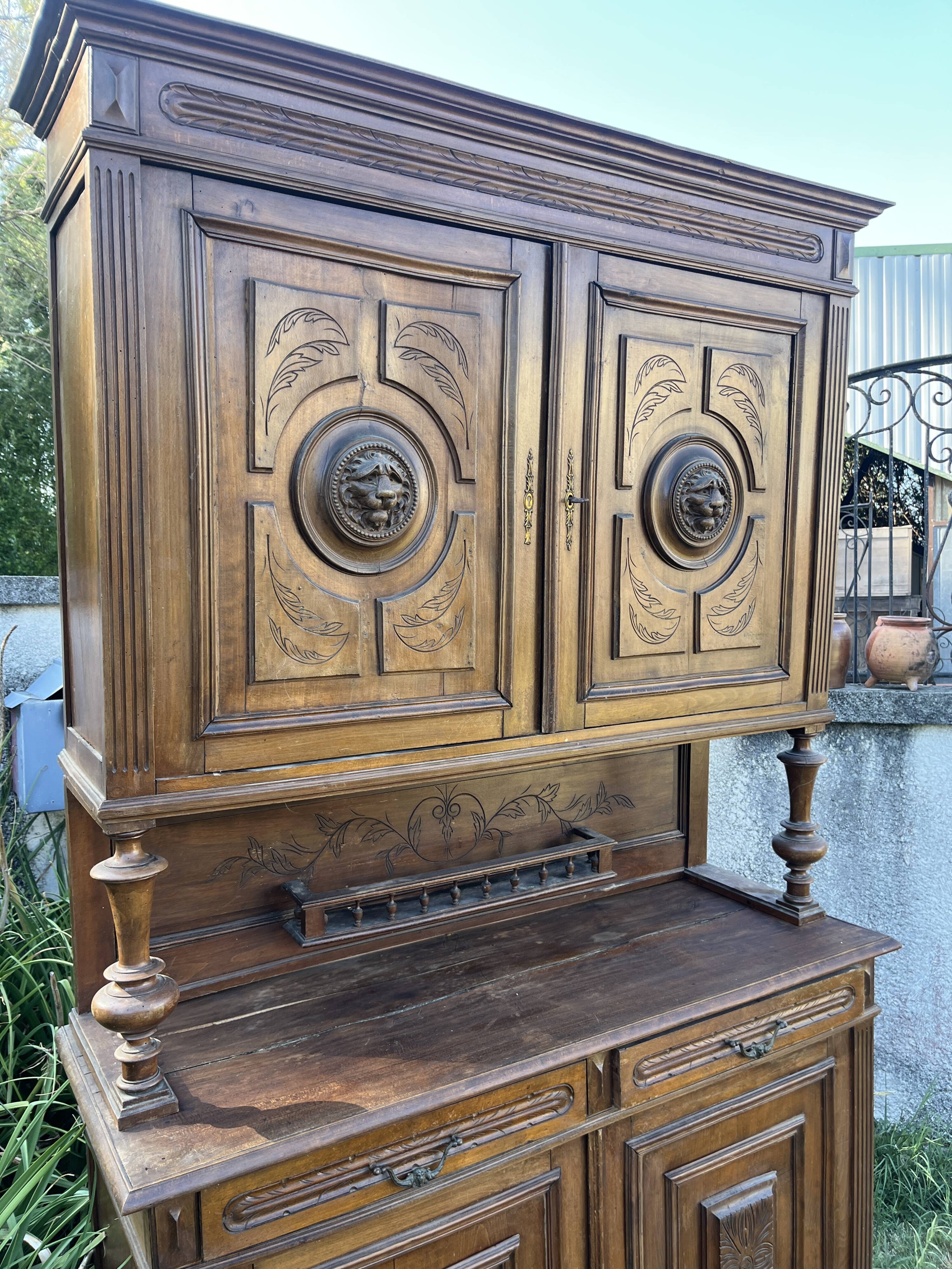 Large antique two-body buffet in wood - Carved dining room furniture