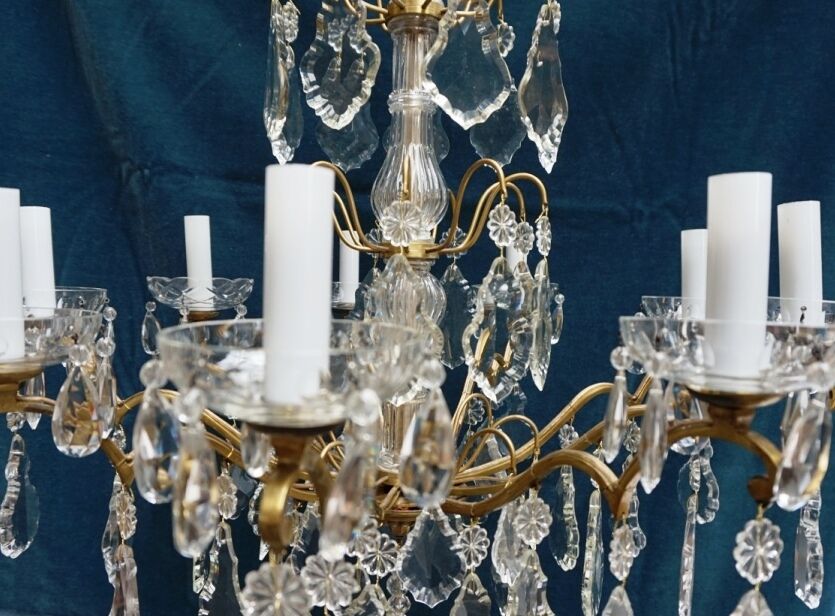 Lustre, bronze, cristal de style Louis XV