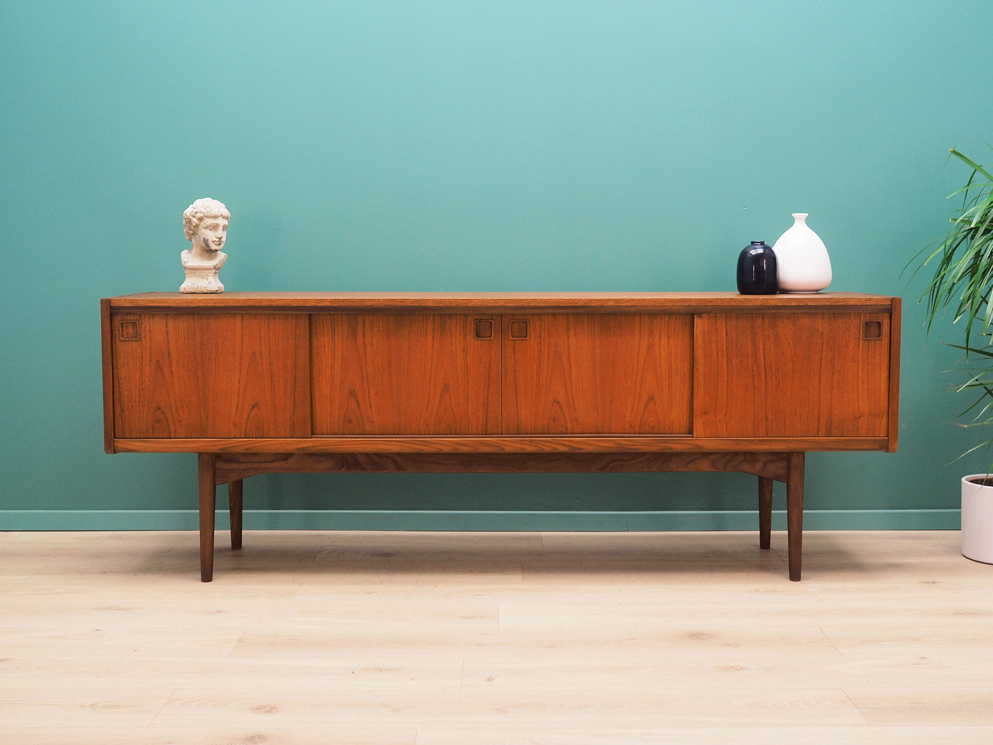 Sideboard teak, Danish design, 70