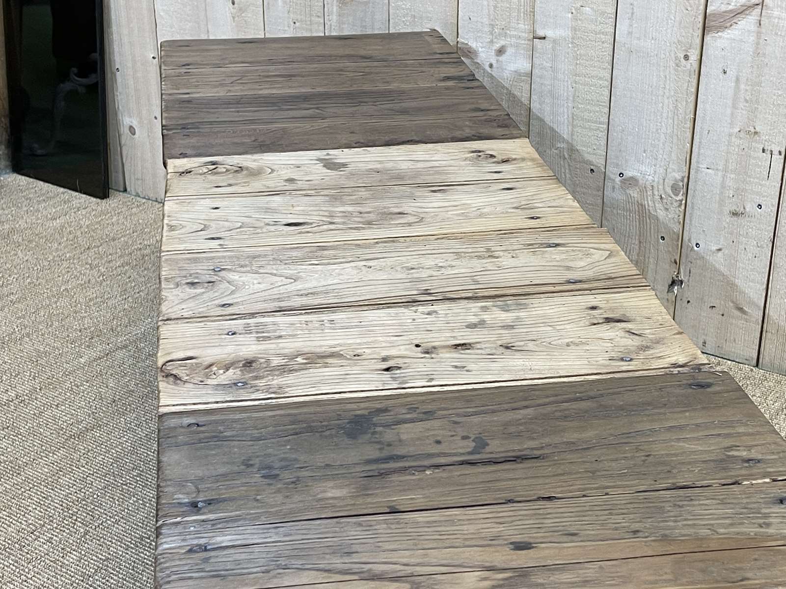 Banc coffre breton XIXème en orme et châtaignier