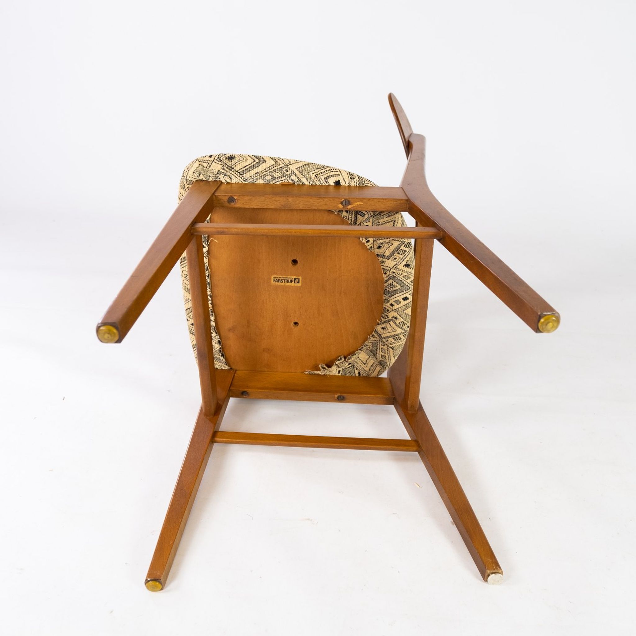 Set of six dining room chairs in teak and upholstered with light fabric, of danish design, 1960S