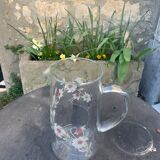 Orangeade decanter with ancient engraved flowers
