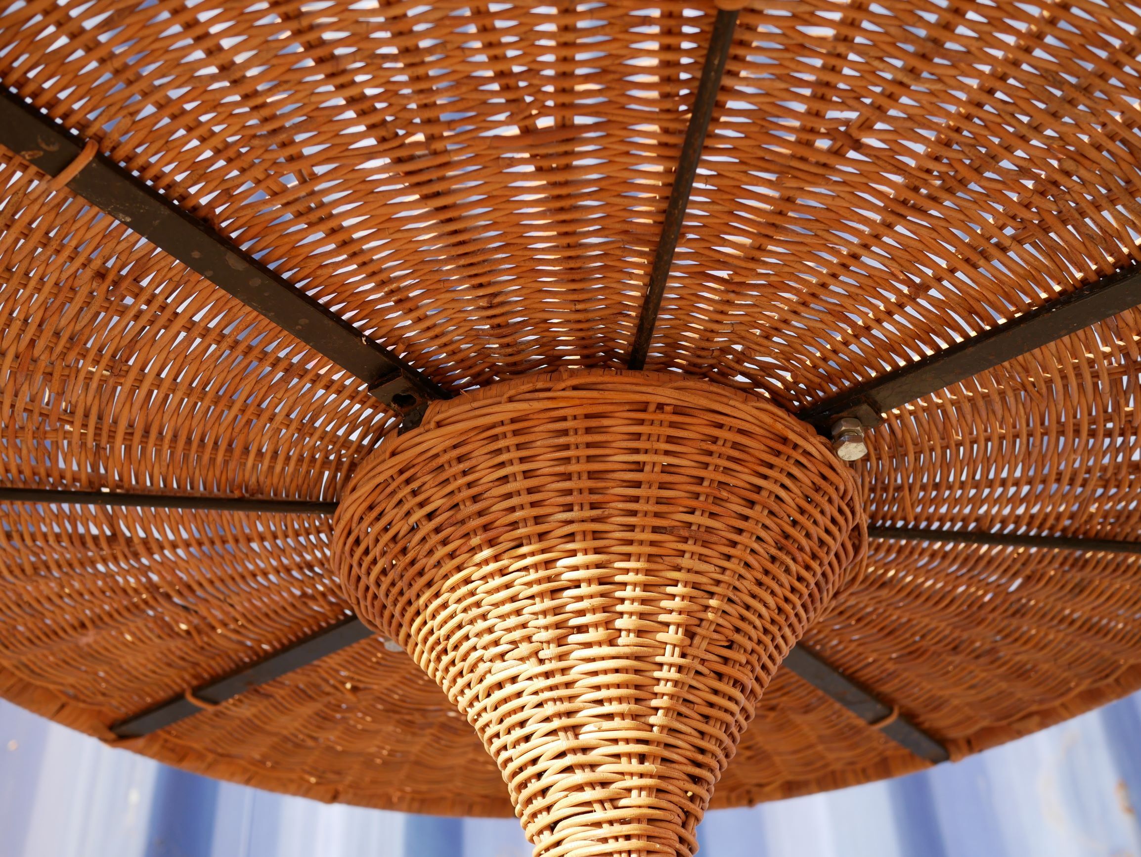 Side table foot Tulip rattan round