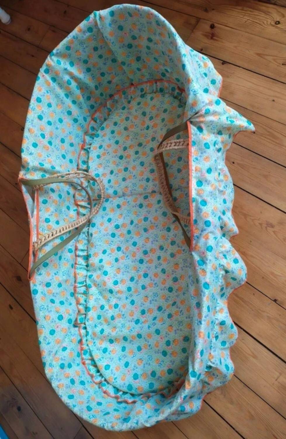Angel nest carrycot