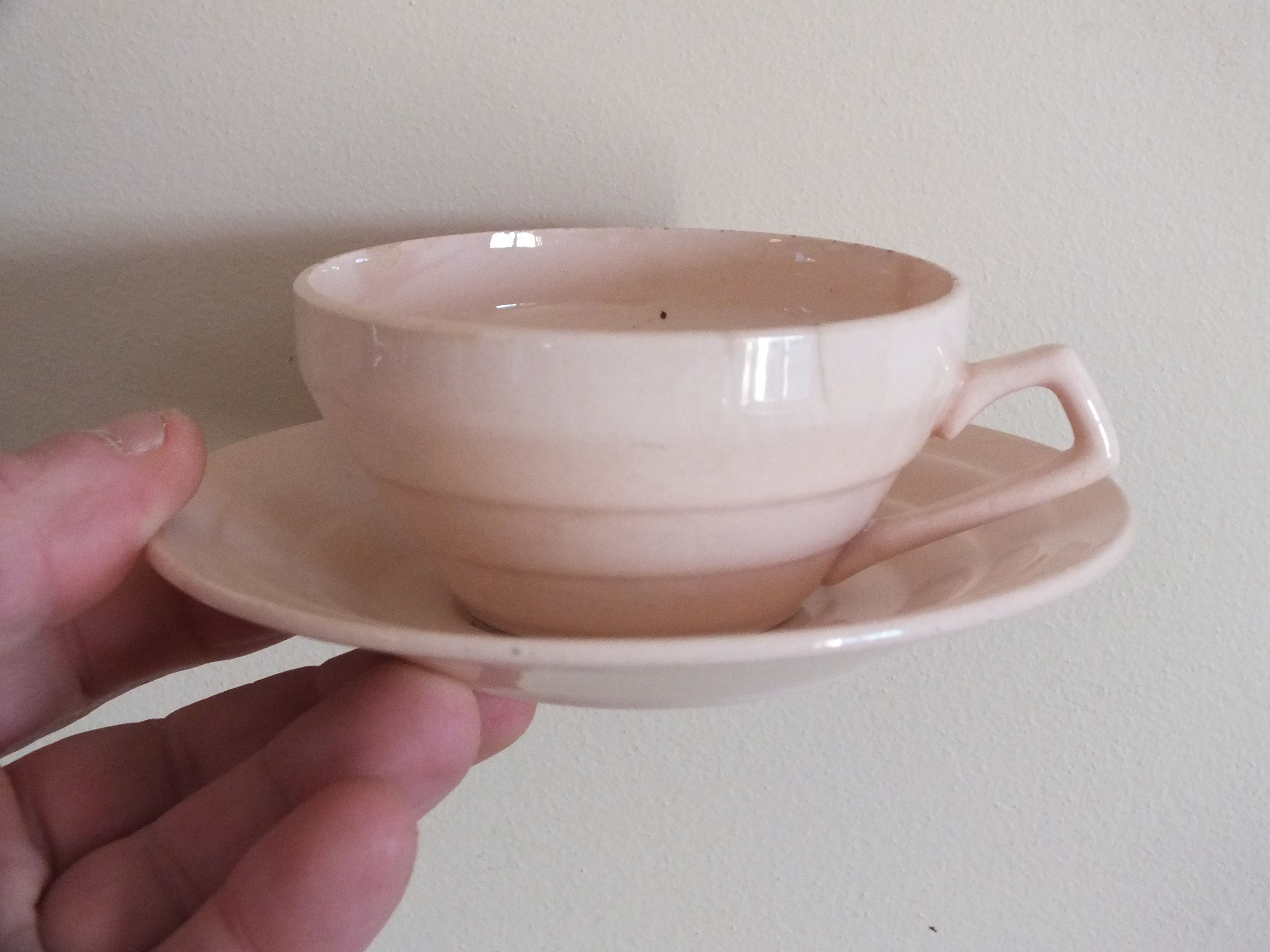 Set of 7 powder pink coffee cups Céranord Saint Amand