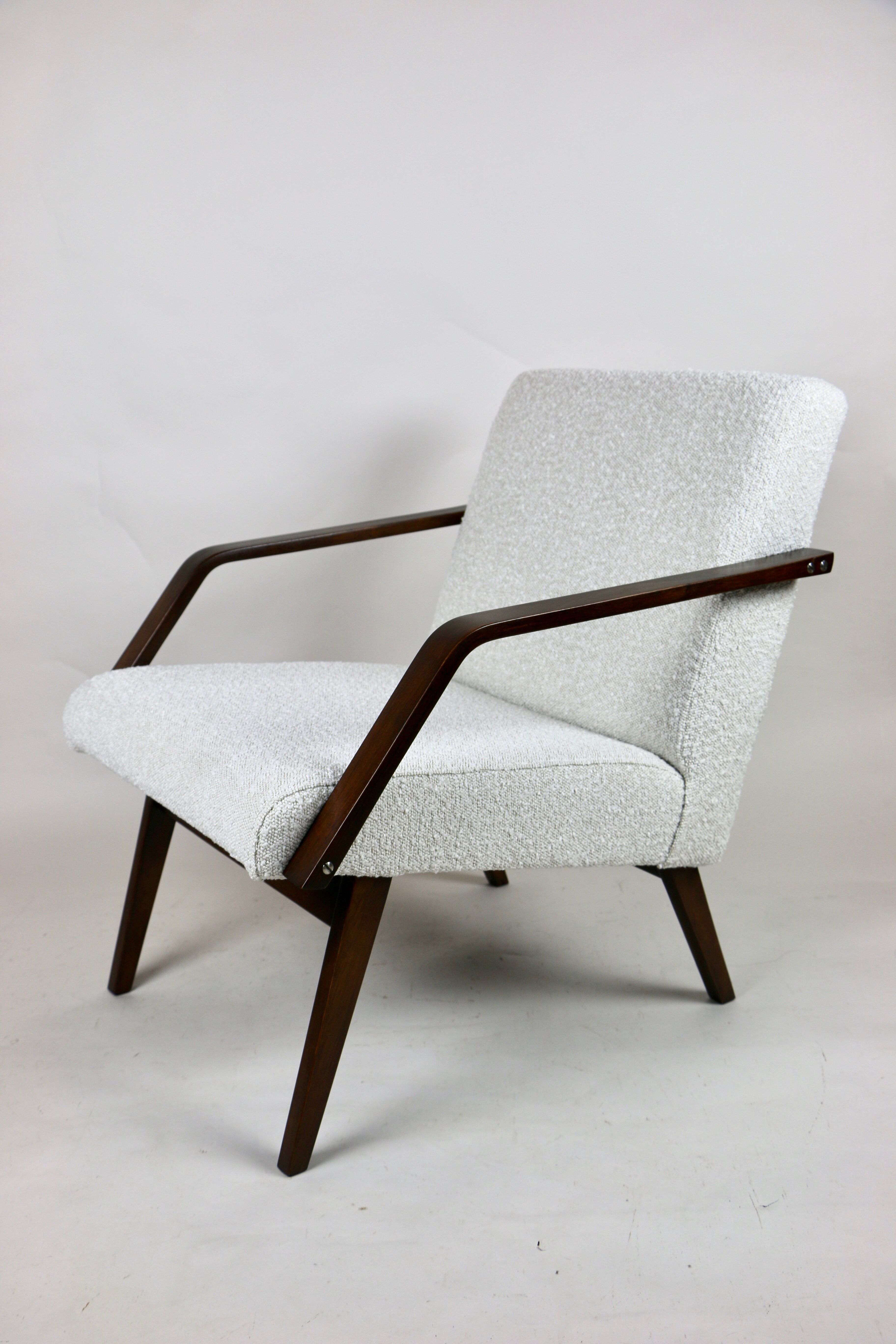 Vintage white Boucle Club Armchairs, 1970s