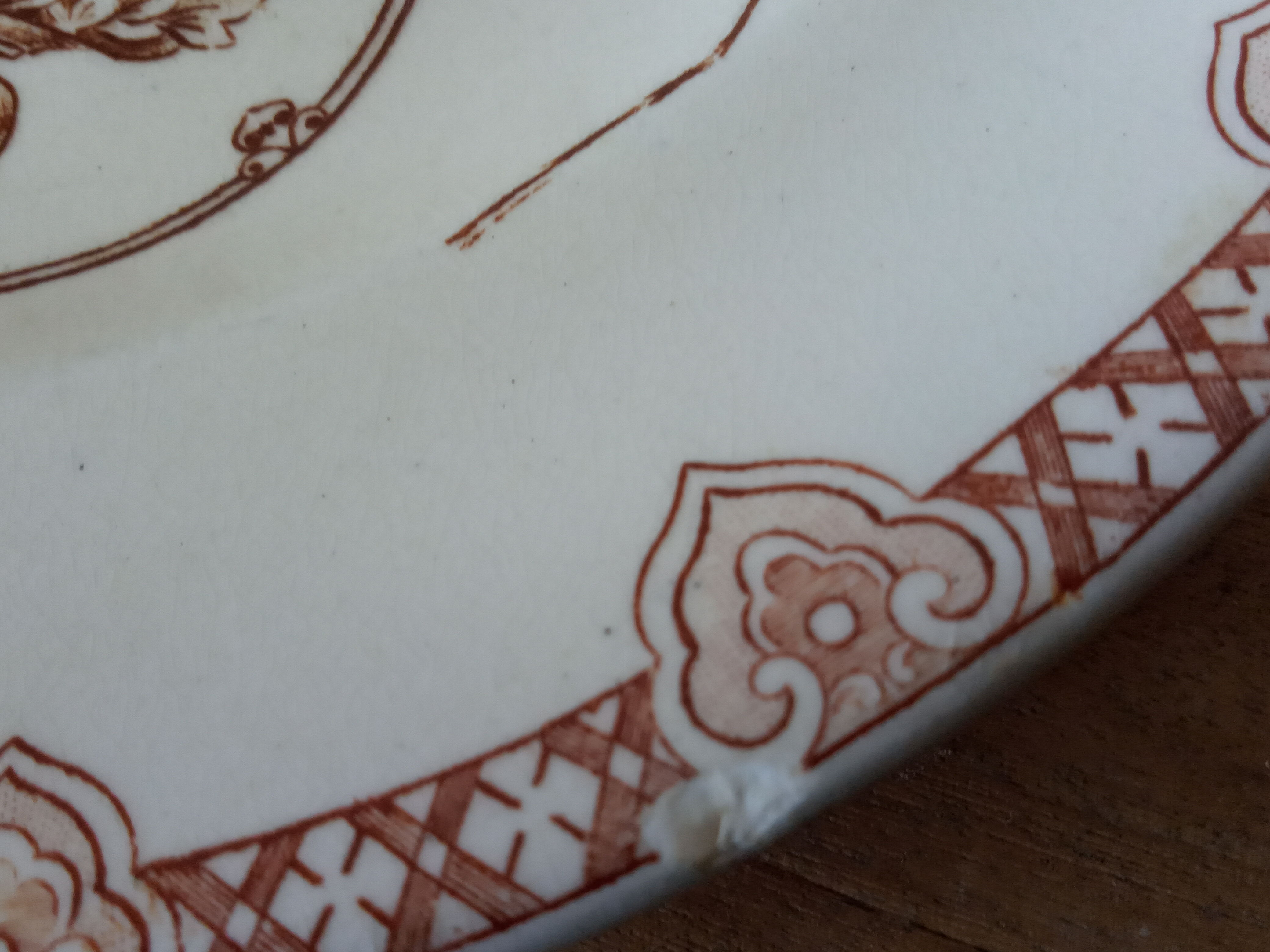 Six Japanese plates of Longwy in Iron Land