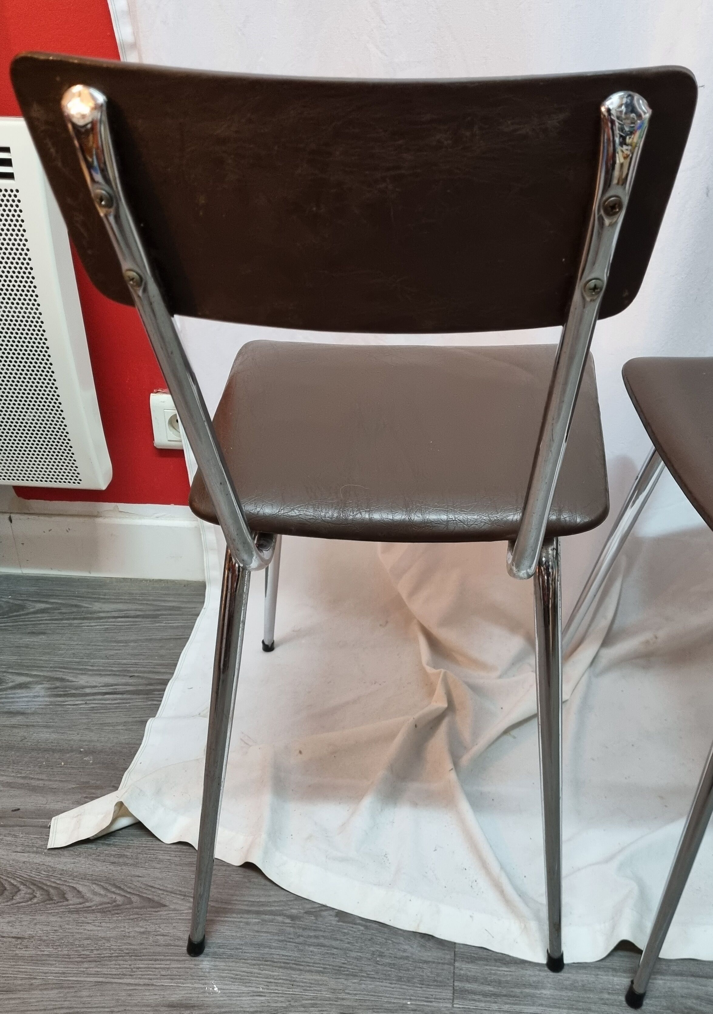 3 kitchen chairs from 1970, brown skaï