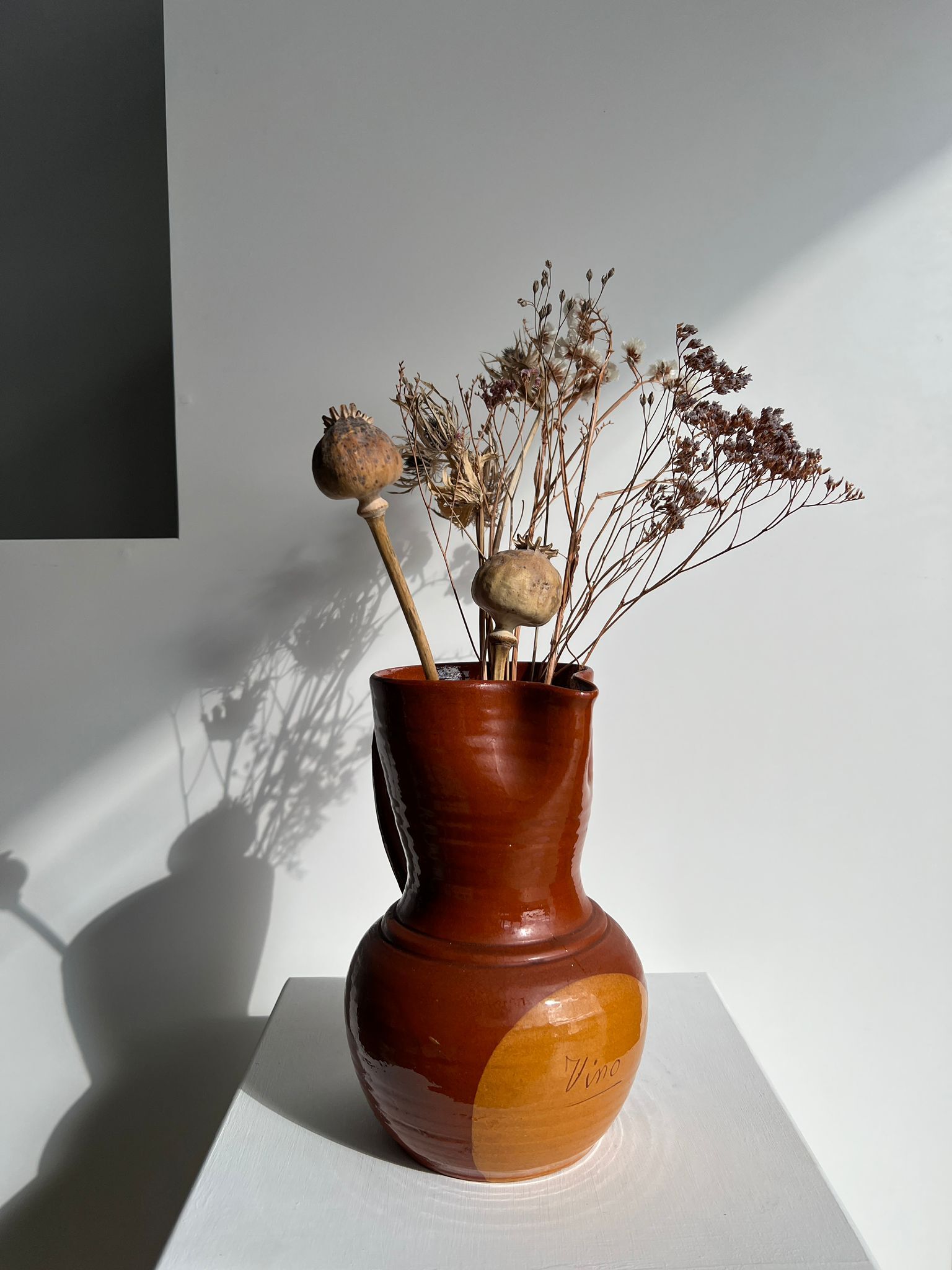 Two-tone brown ceramic wine pitcher H: 24cm