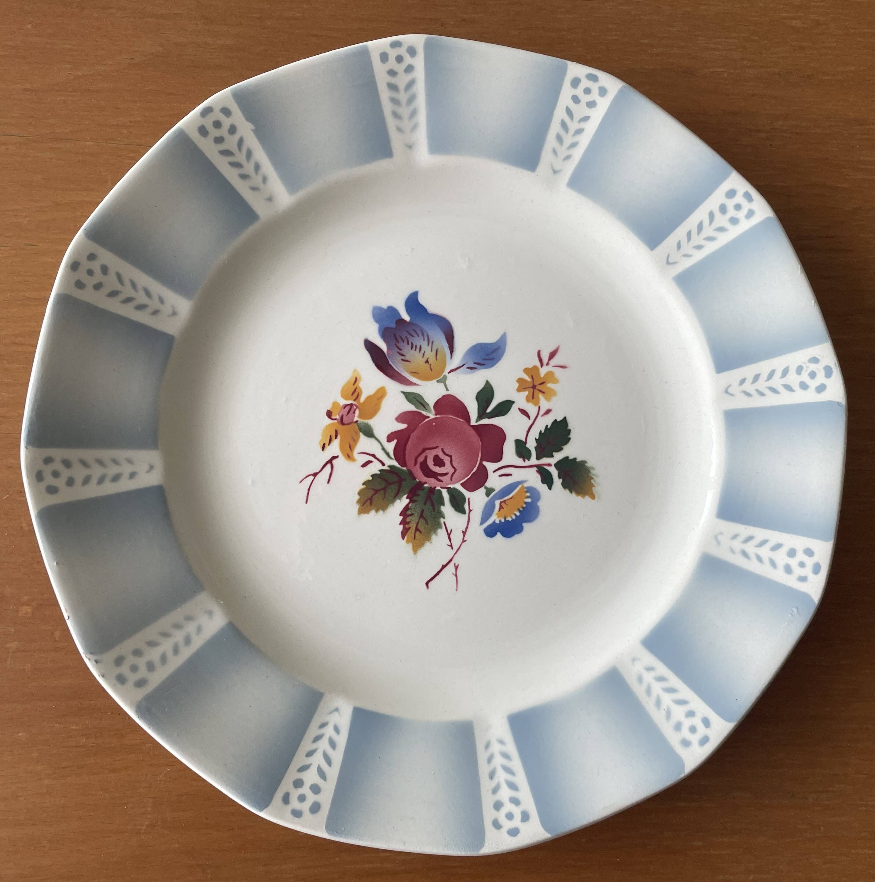 6 antique dessert plates in Sarreguemines faience