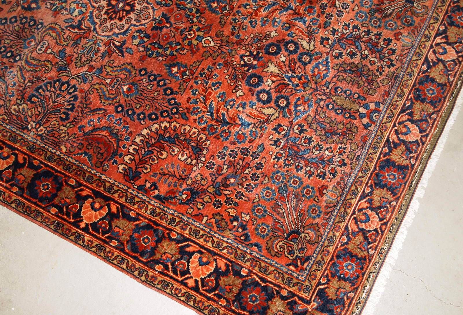 Handmade antique Persian Sarouk rug 4.1' x 6.5' (125cm x 198cm) 1920s - 1B789