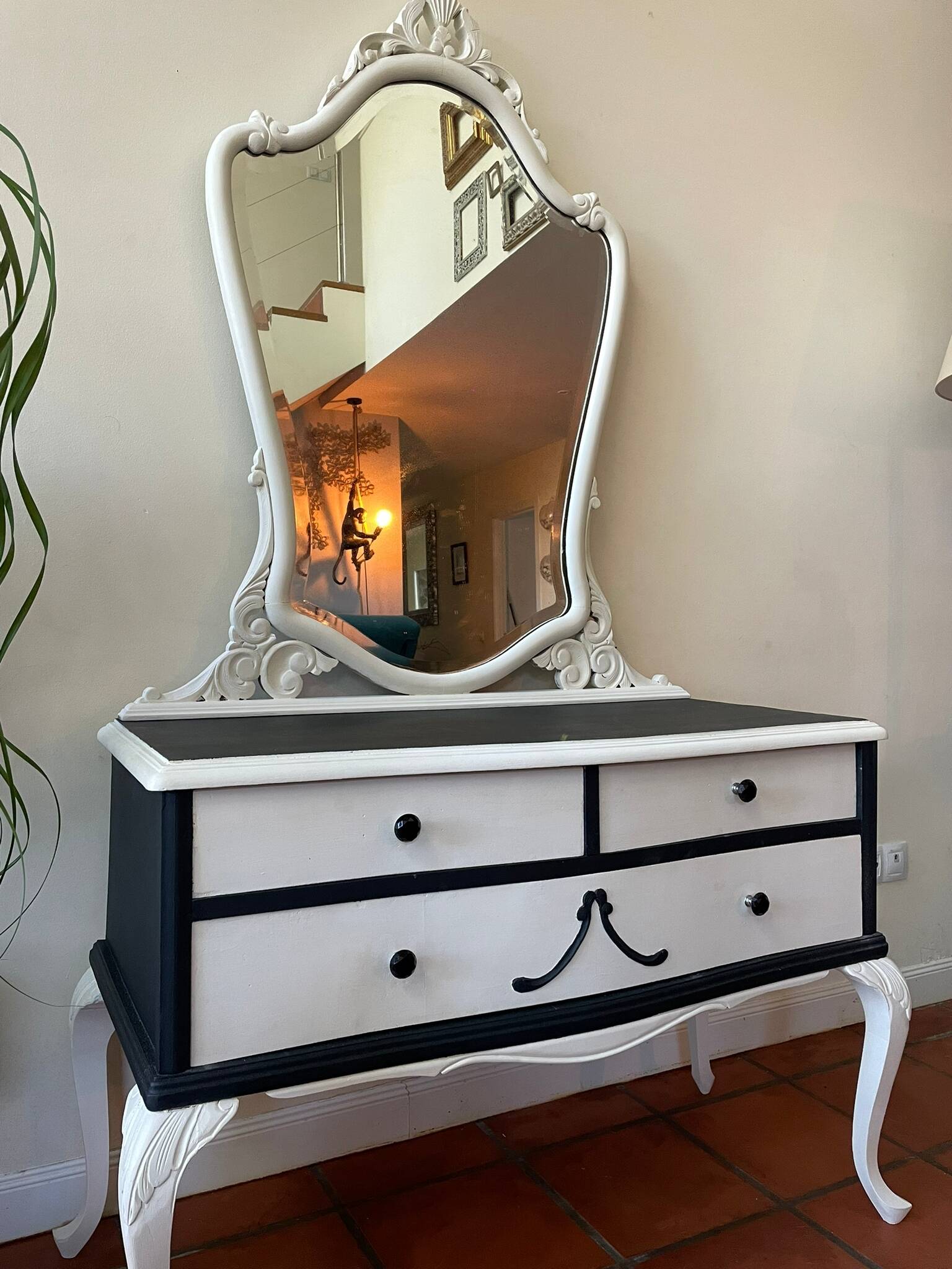 Black Paris Cream Mirror Chest of Drawers