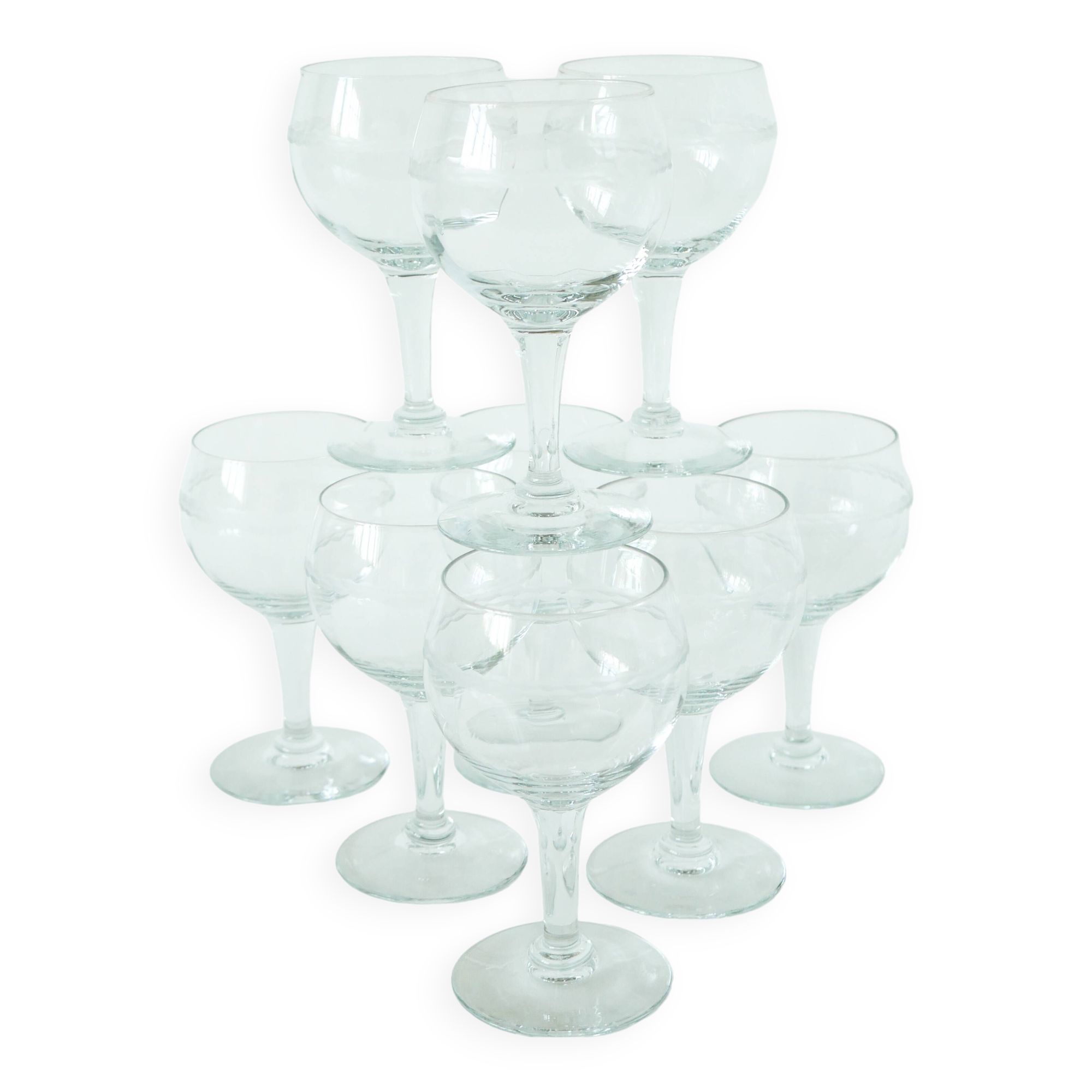 Set of 9 old wine glasses, engraved, 1940