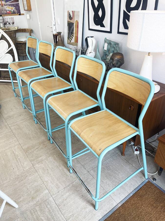 Set of 5 vintage high school/laboratory stools – 1980